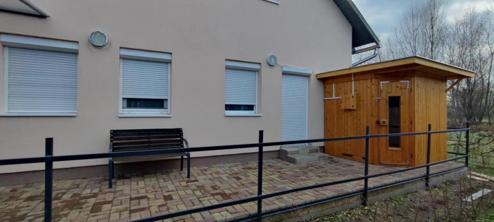 Rigófészek Apartmanház