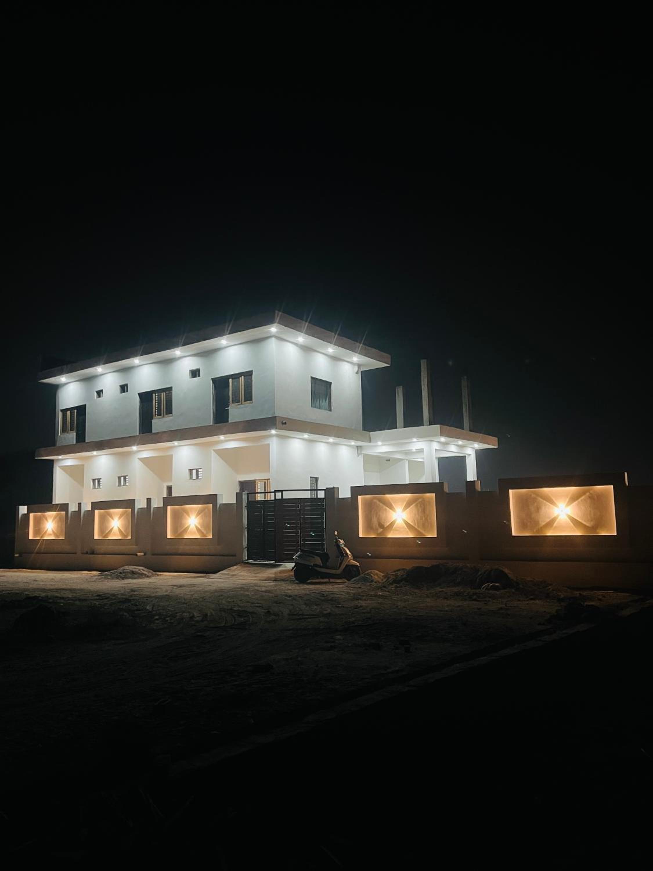 Village Villa Agra view 3
