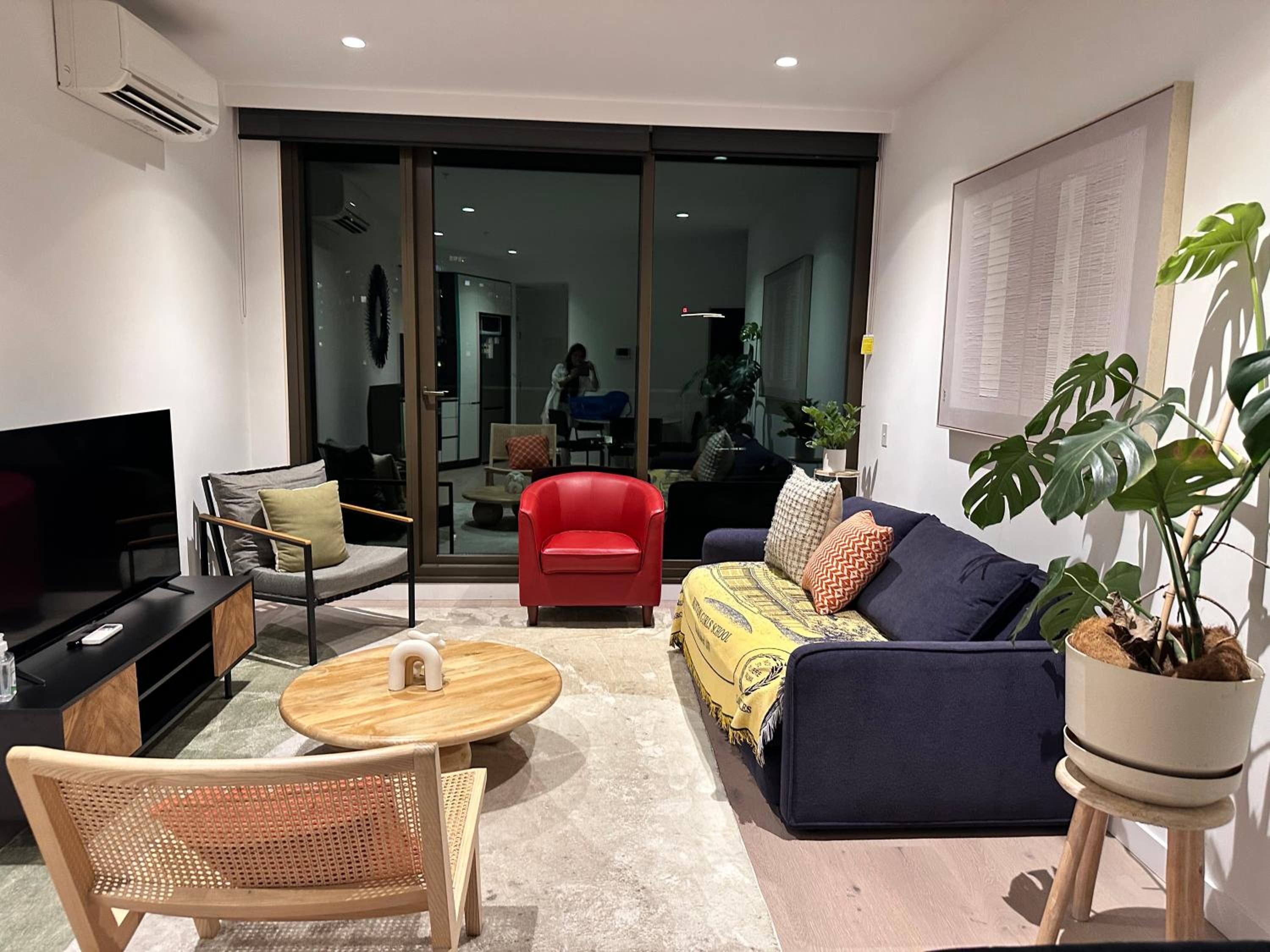 The West Horizon Executive Residence REL841