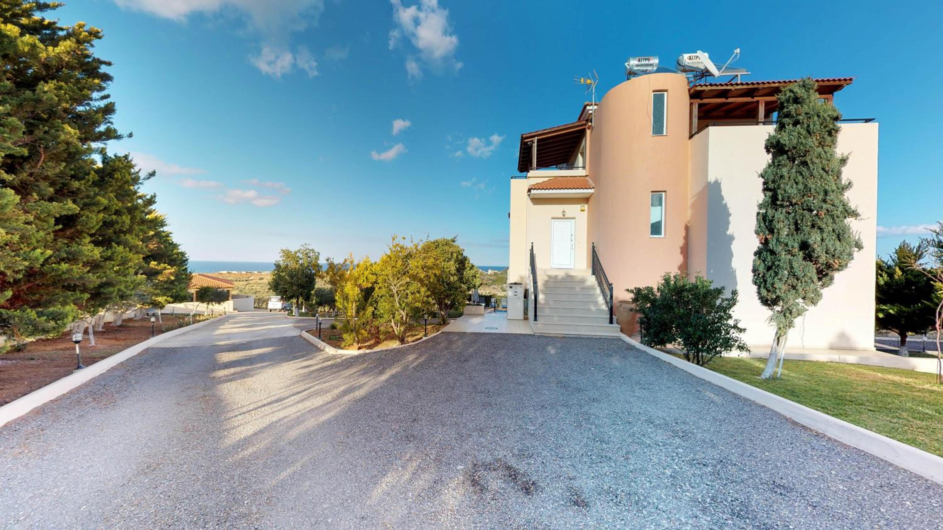 Villa Angelika two-storey house with pool for 7