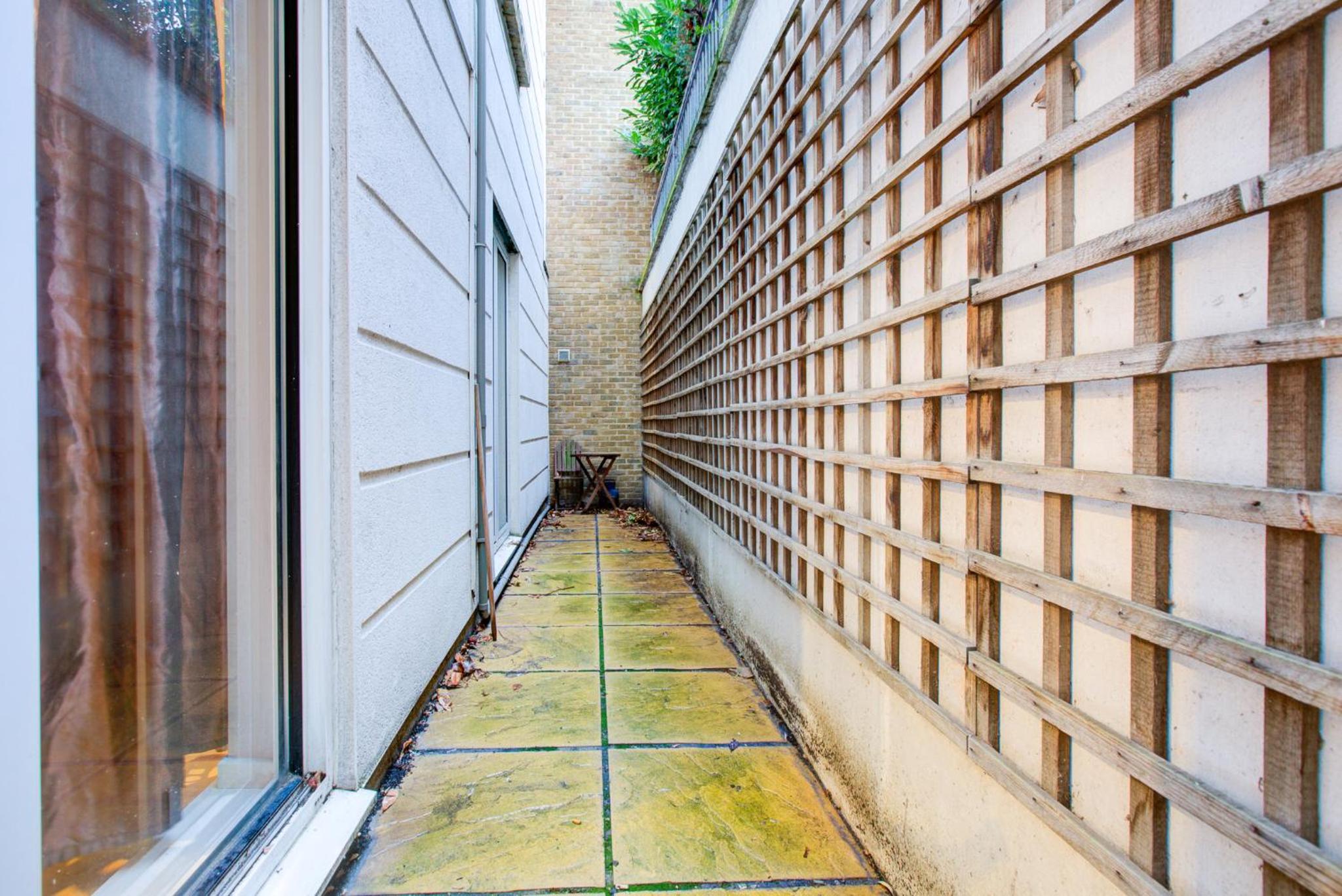 Spacious Maisonette near Canary Wharf photo 2