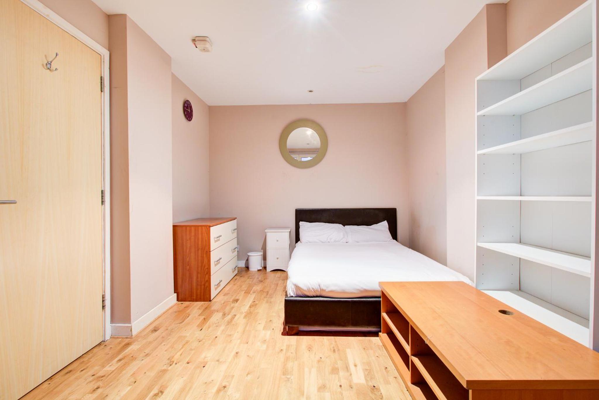 Spacious Maisonette near Canary Wharf photo 3