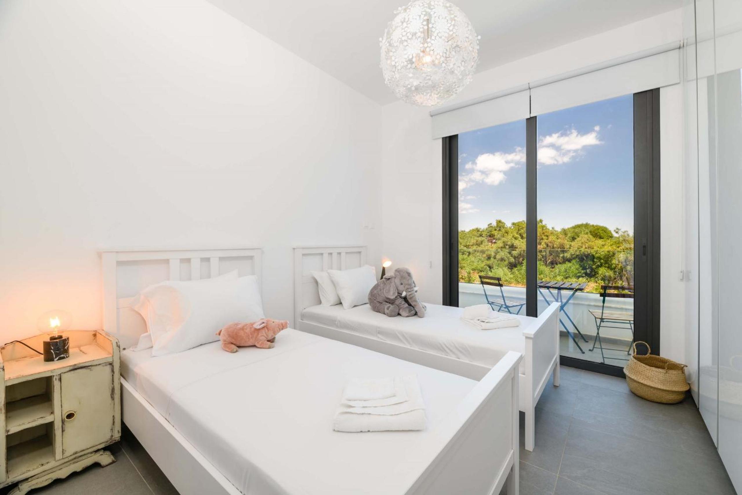 By The Beach - Sea Pearl Villa