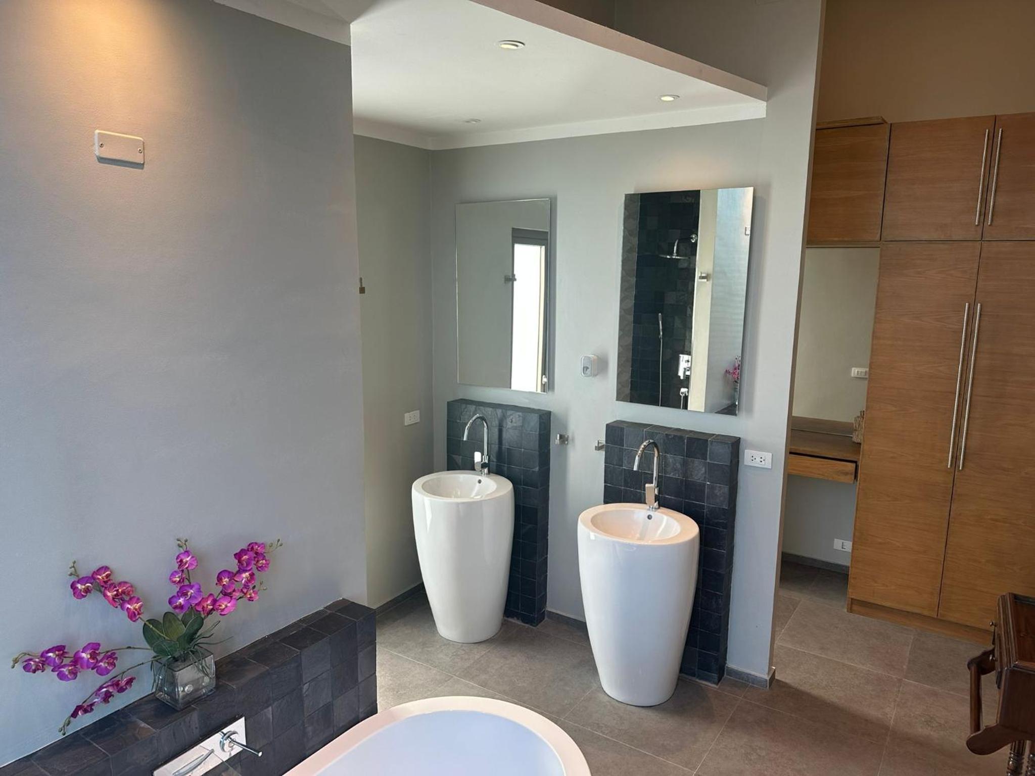 Luxury Private 2XPool Villa And Sea View - 884M2 4 Bedrooms 8 People