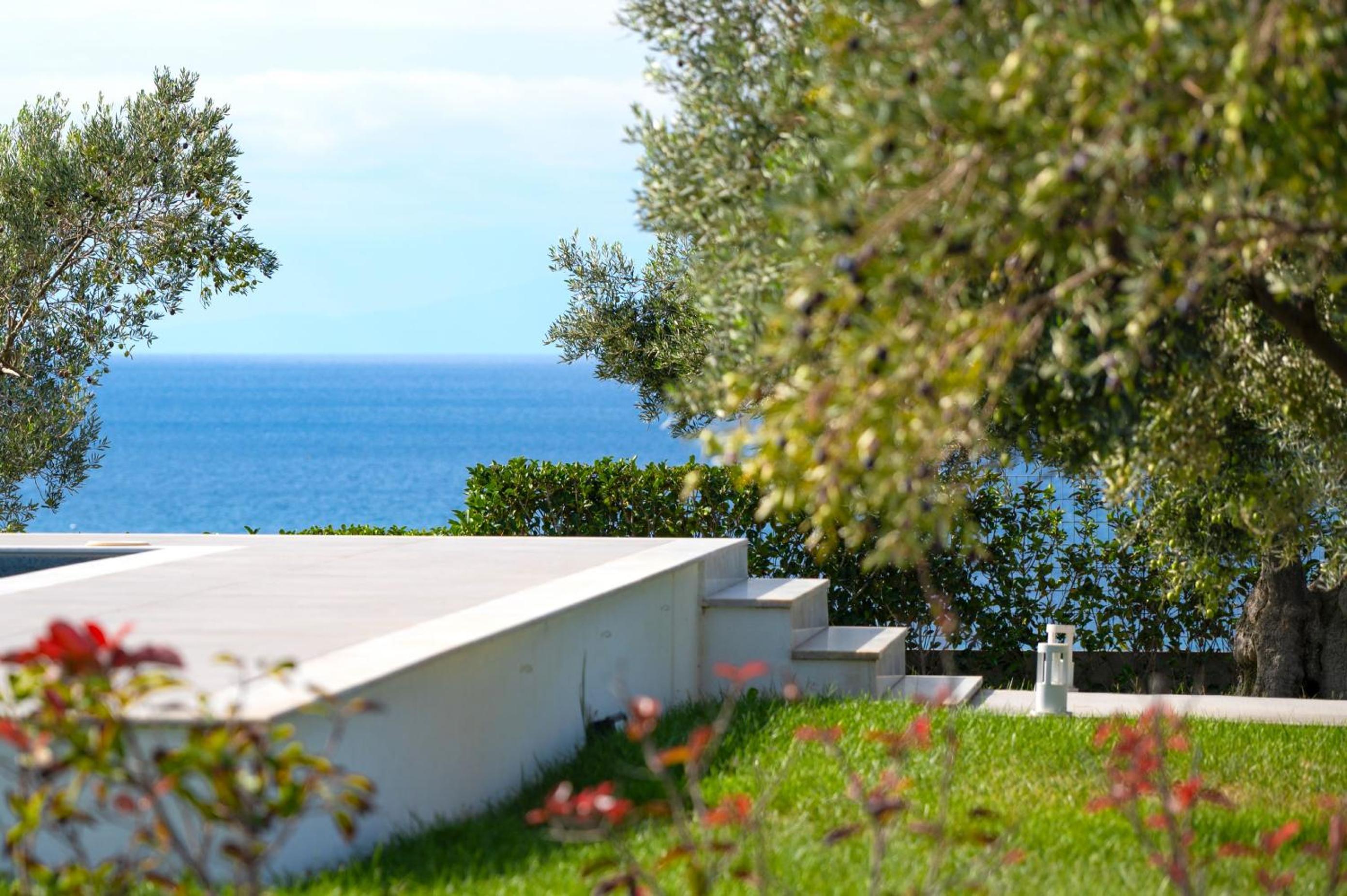 Sunset Villa