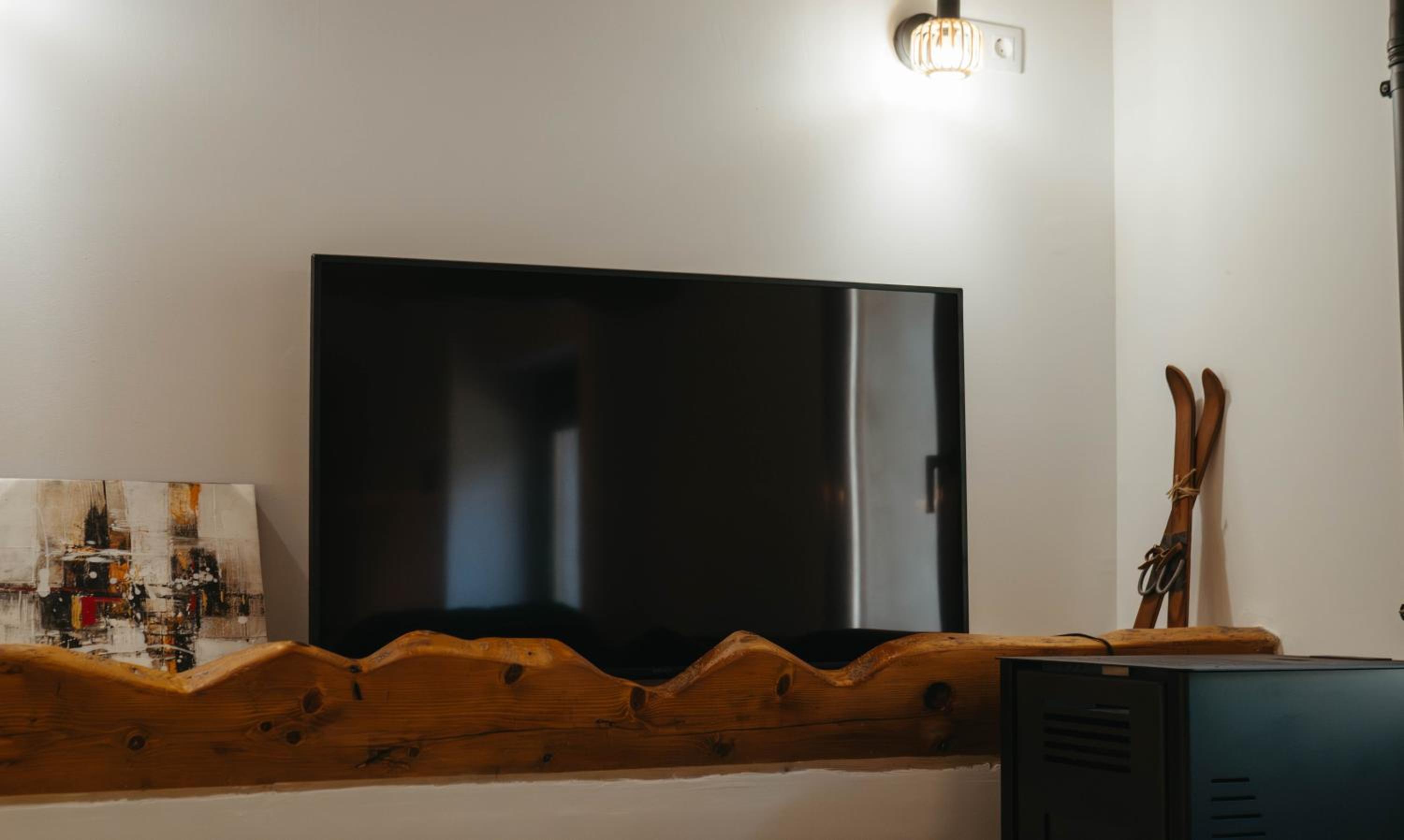 Apartament amb terrassa al costat del riu view 5