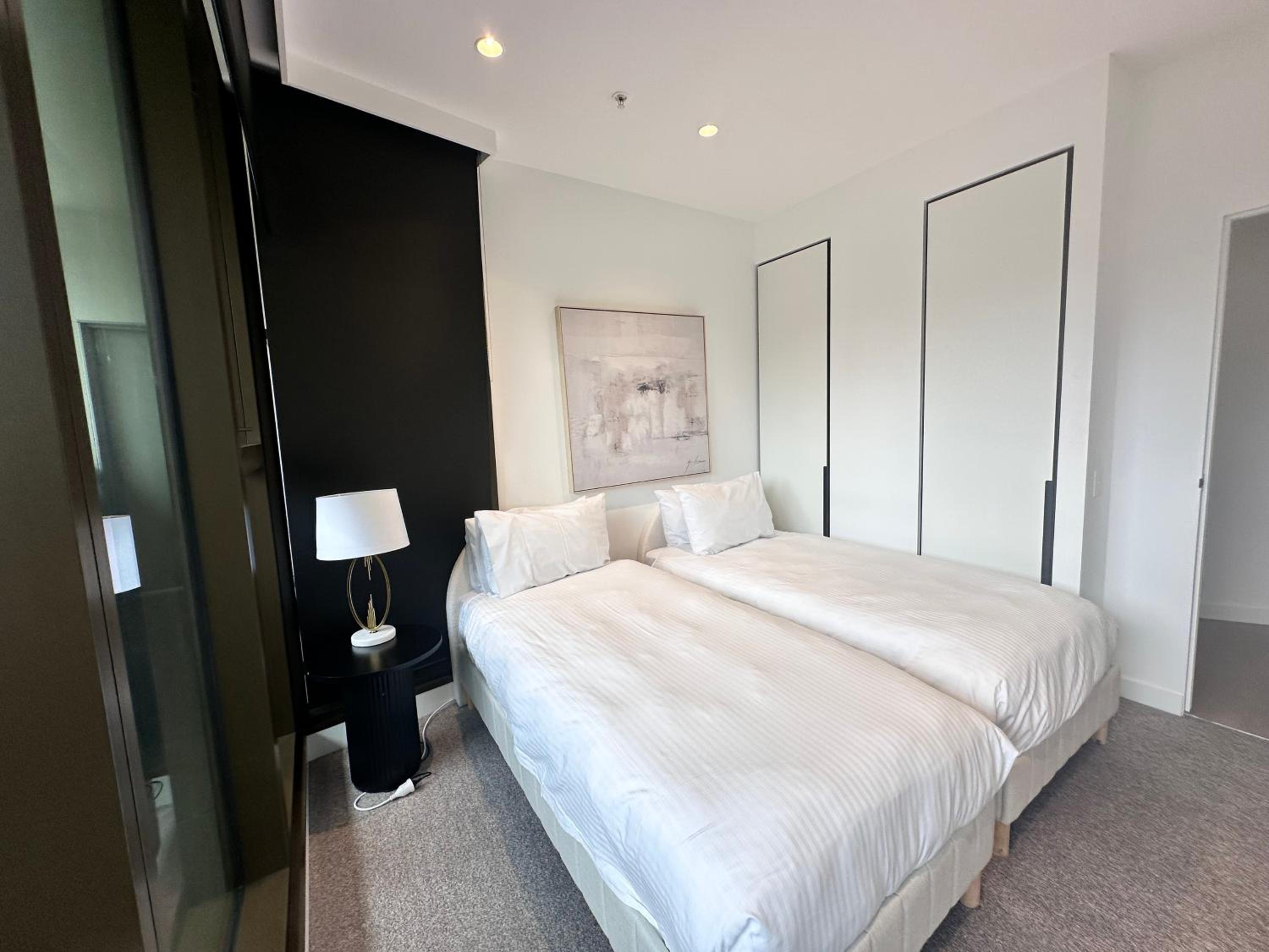 The West Horizon Executive Residence REL841
