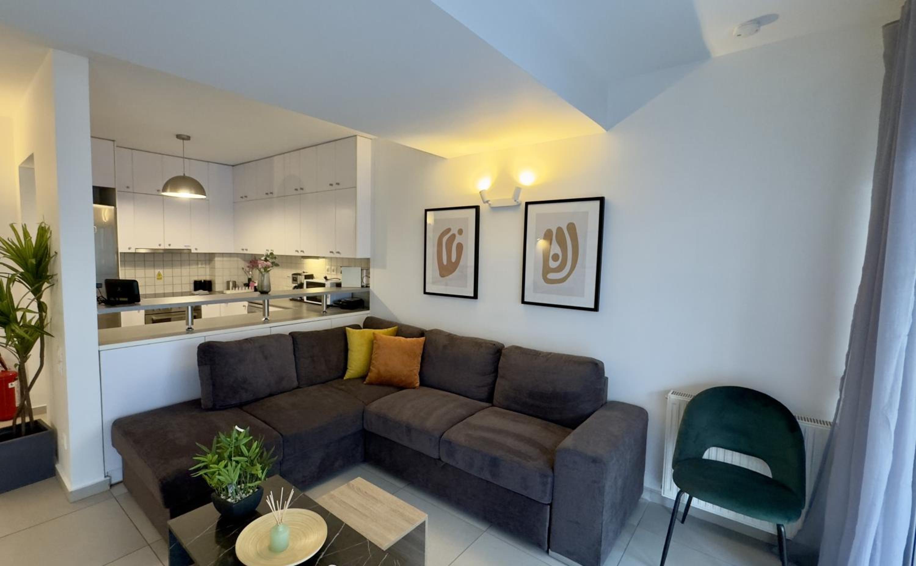 Minimalist 2-Bedroom Apartment with Balcony in the Heart of Athens