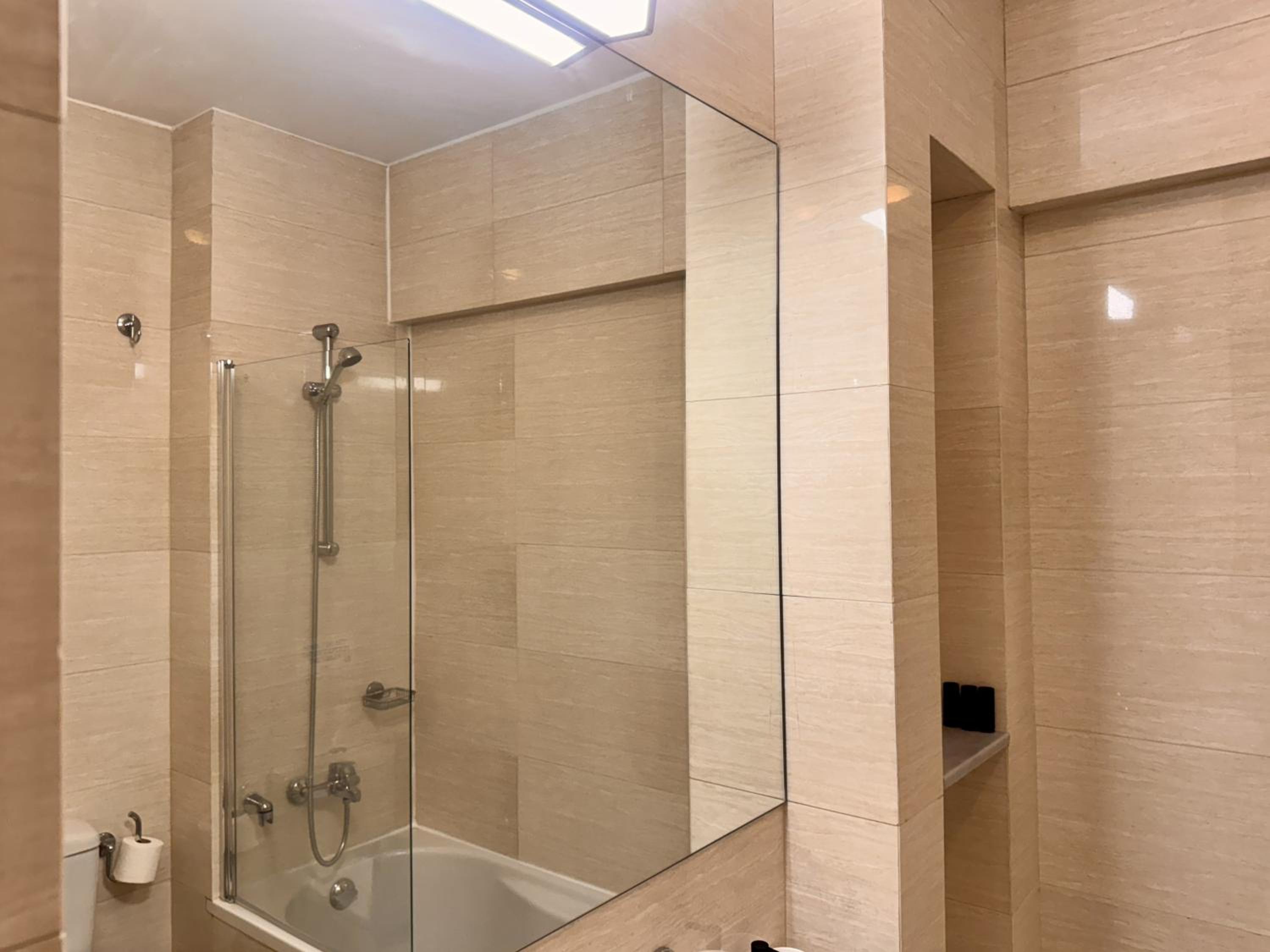 Minimalist 2-Bedroom Apartment with Balcony in the Heart of Athens