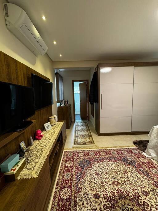 Casa com 3 quartos e piscina no Mariscal