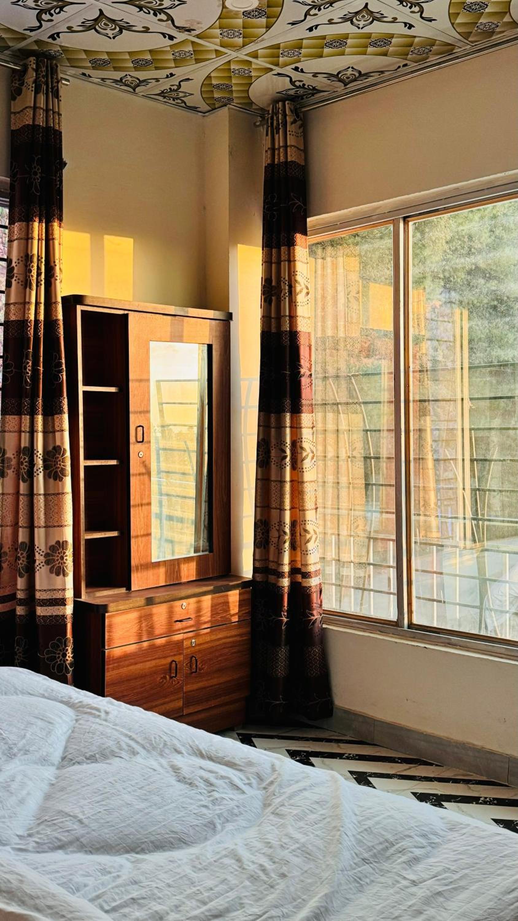 hotel room