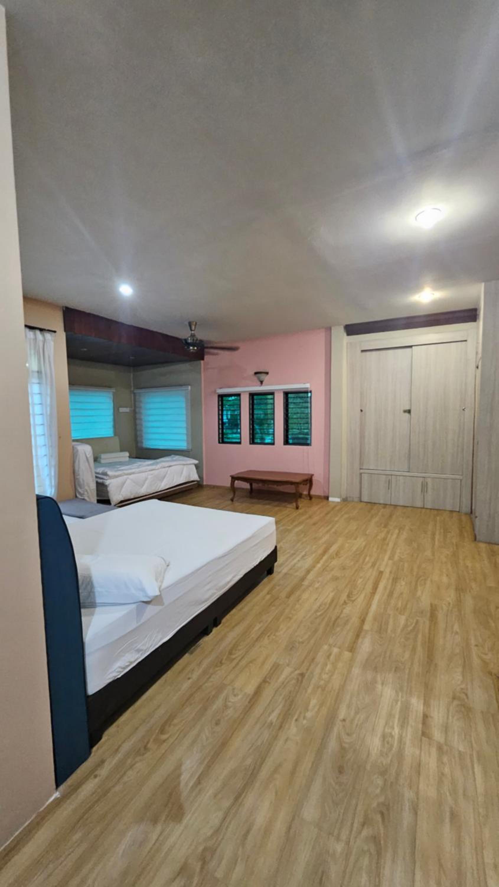 Mount Lake Villa photo 3