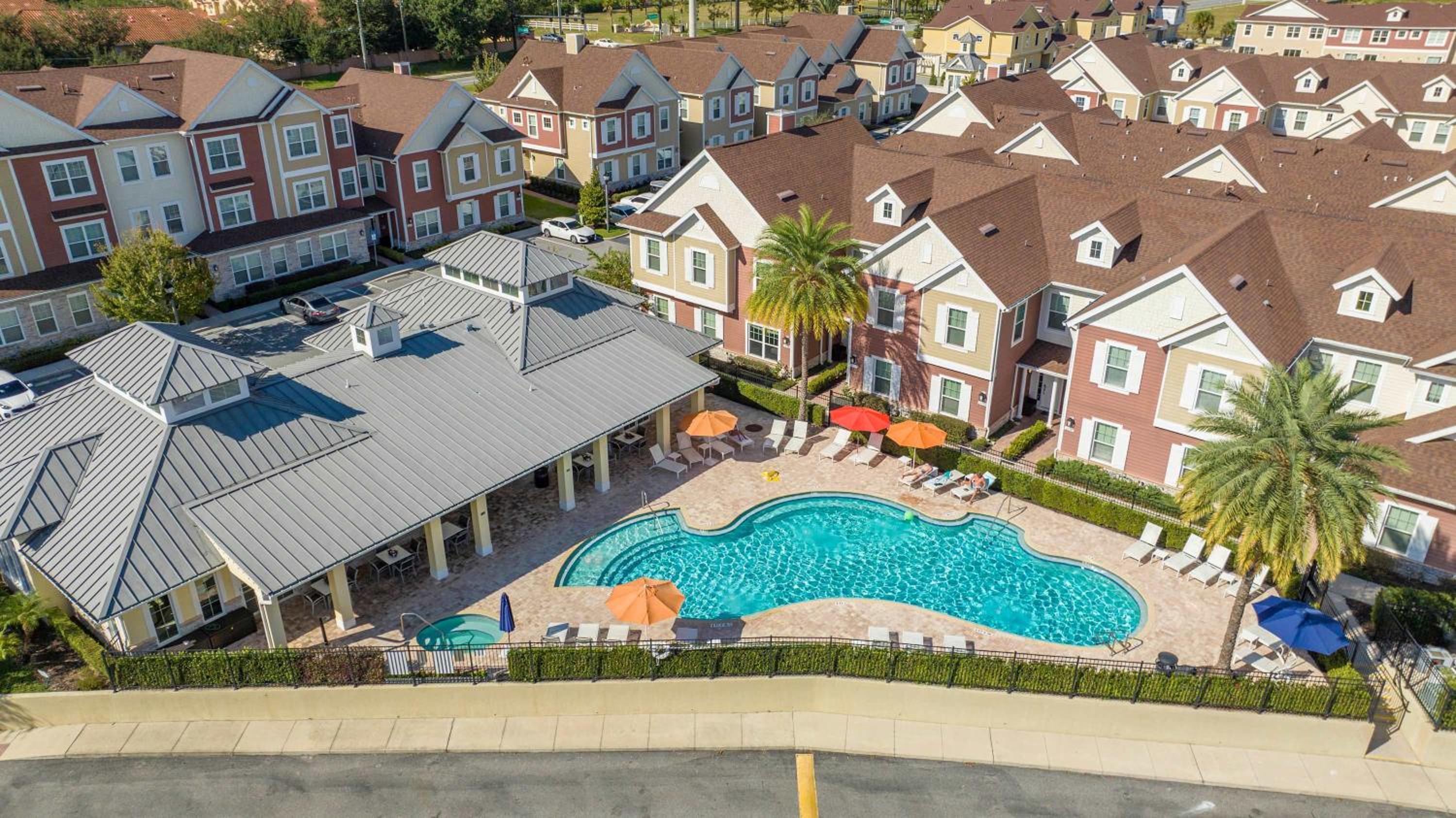 Chic 4 Bedroom at Summerville Minutes from Disney