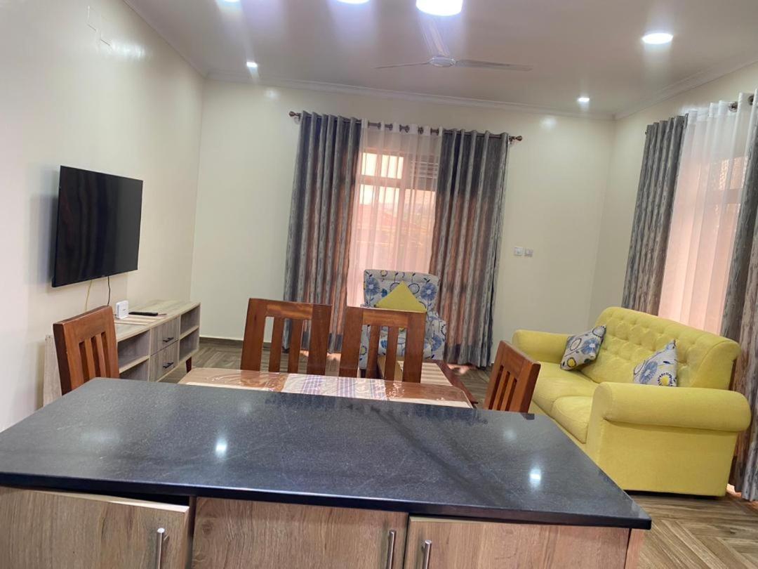 Karibu Apartments