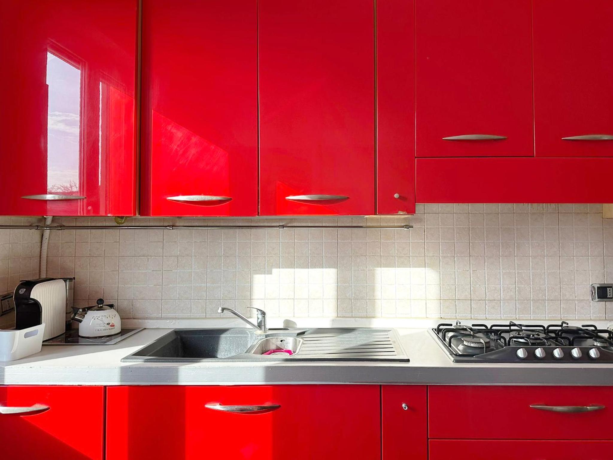 RED HOUSE - BEAUTIFUL APARTMENT - METRO m1