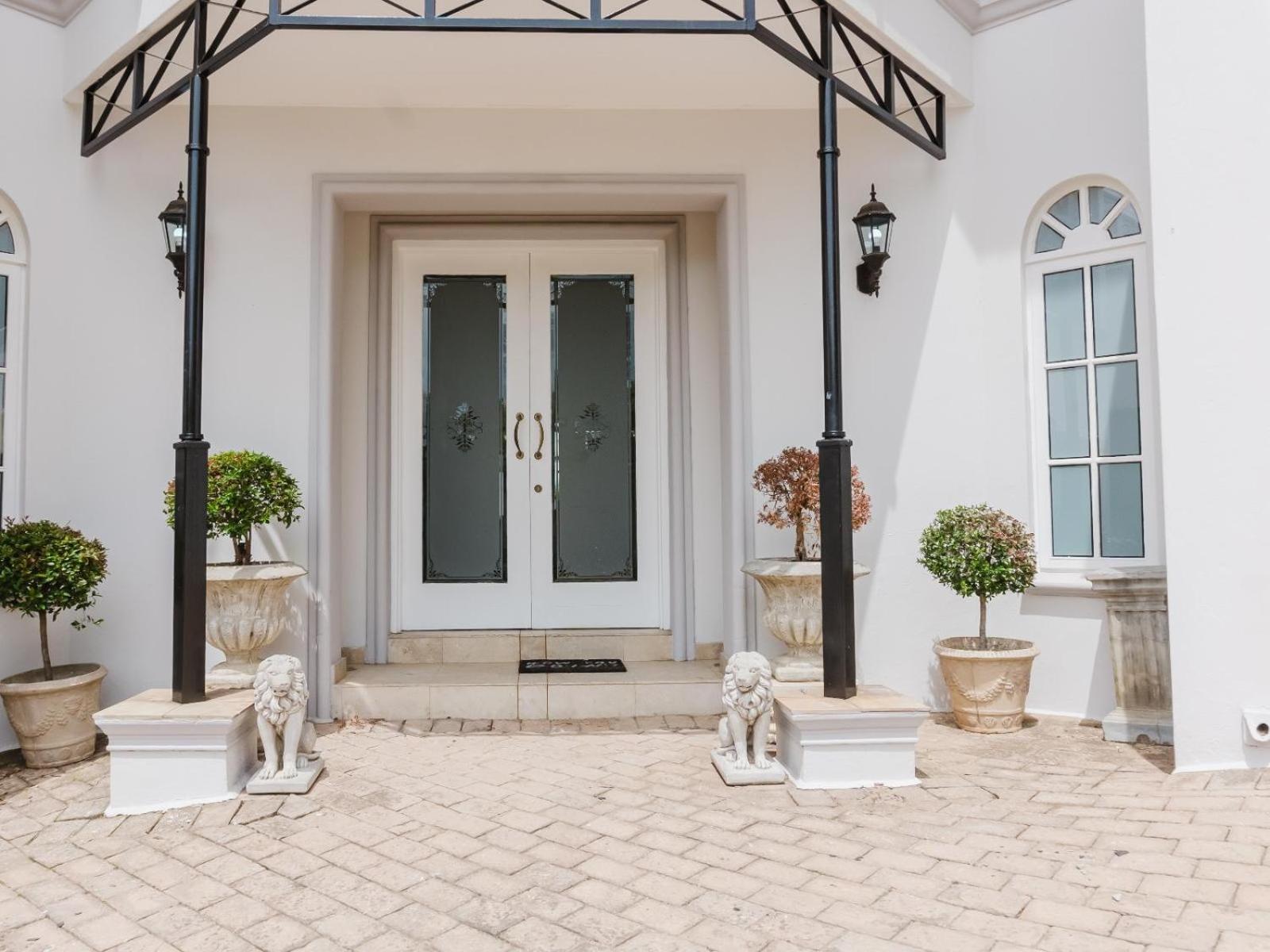 Hyde Park Retreat