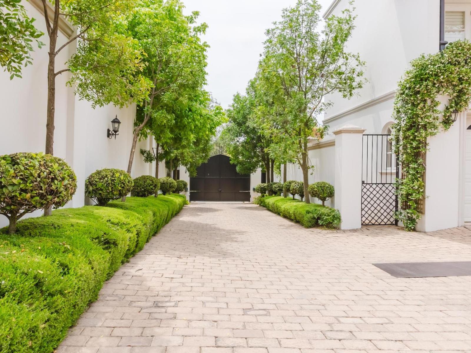 Hyde Park Retreat