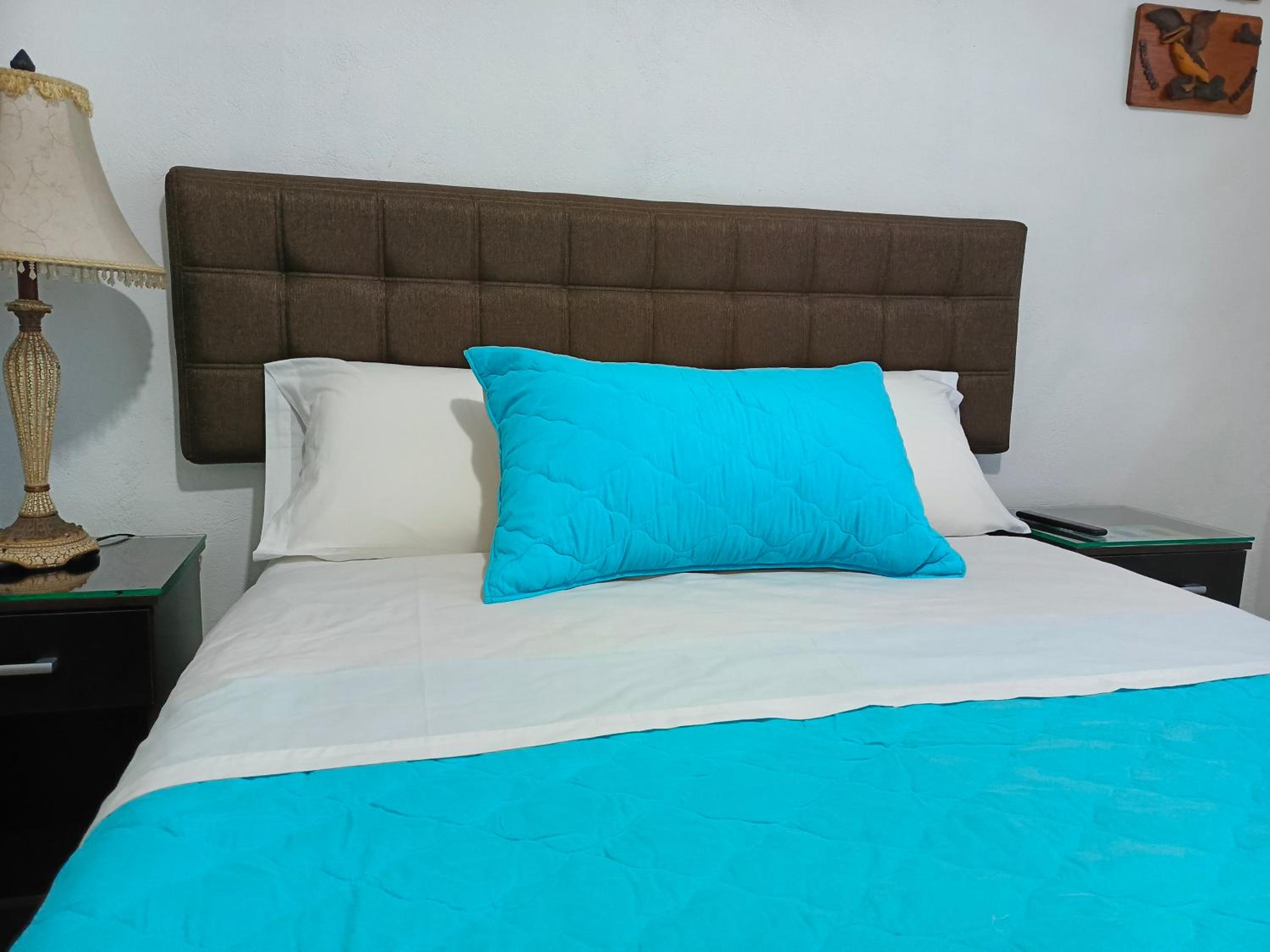 Rooms with private bathroom and kitchen