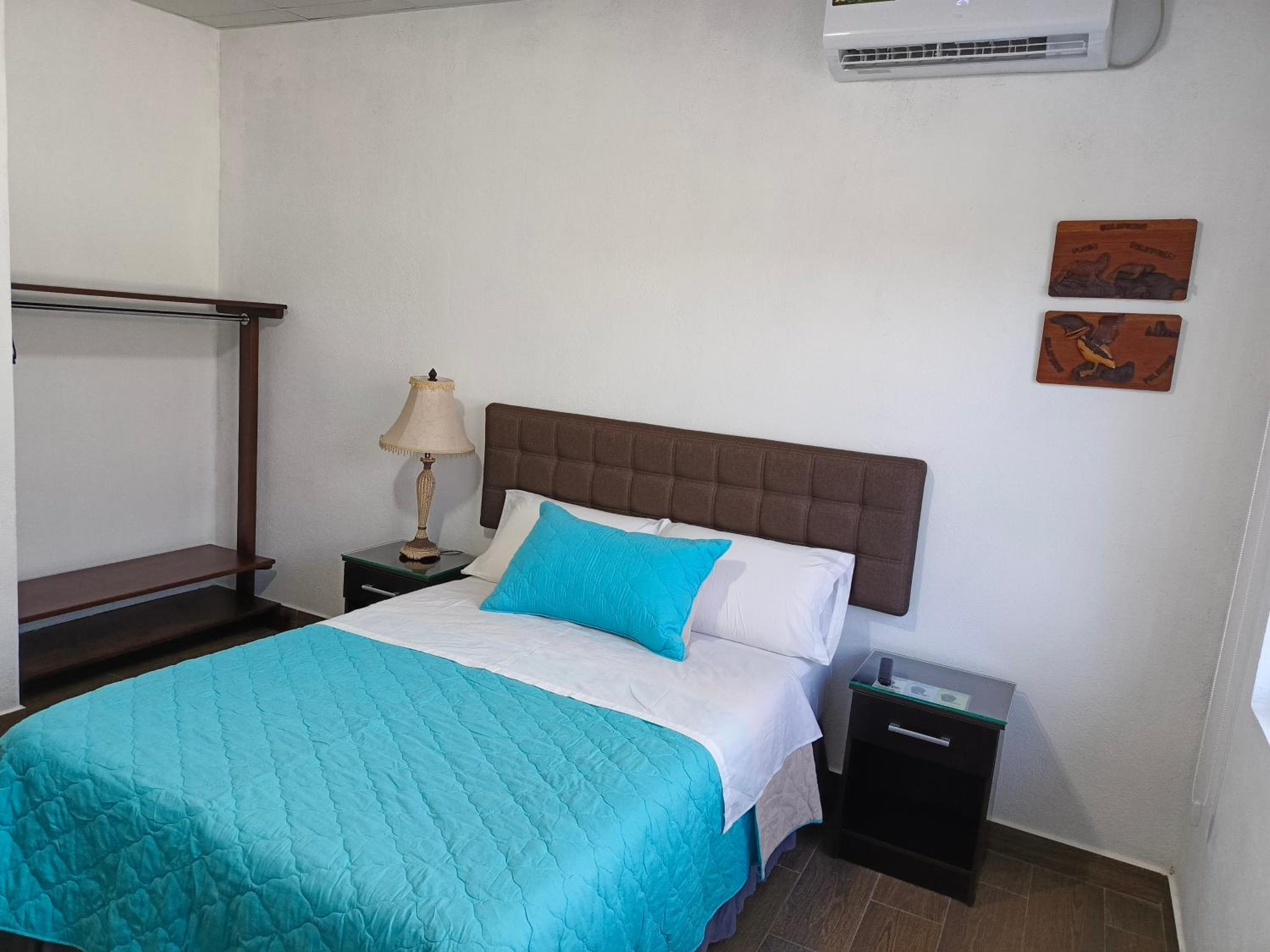 Rooms with private bathroom and kitchen