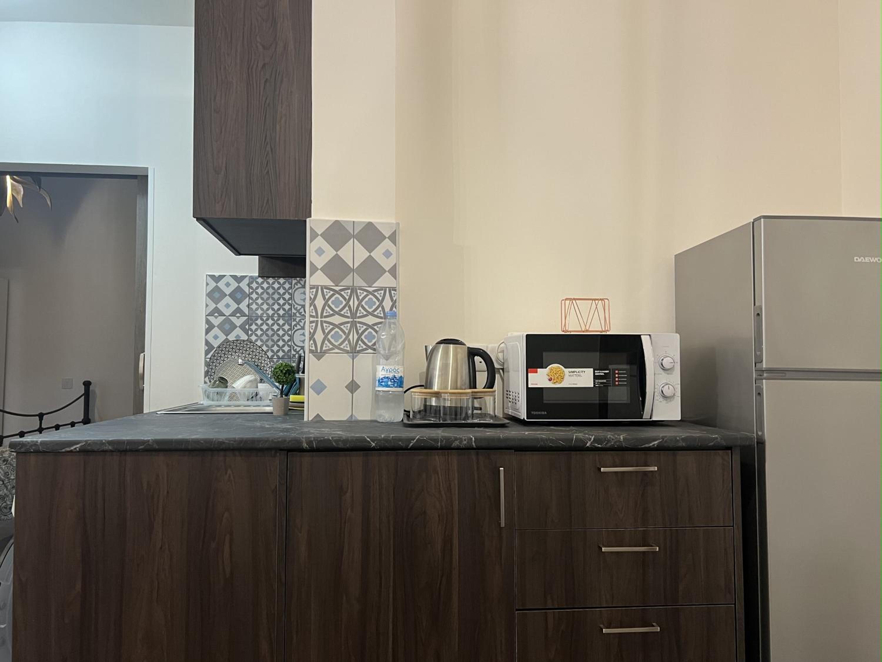 1 room apartment on the 1st line