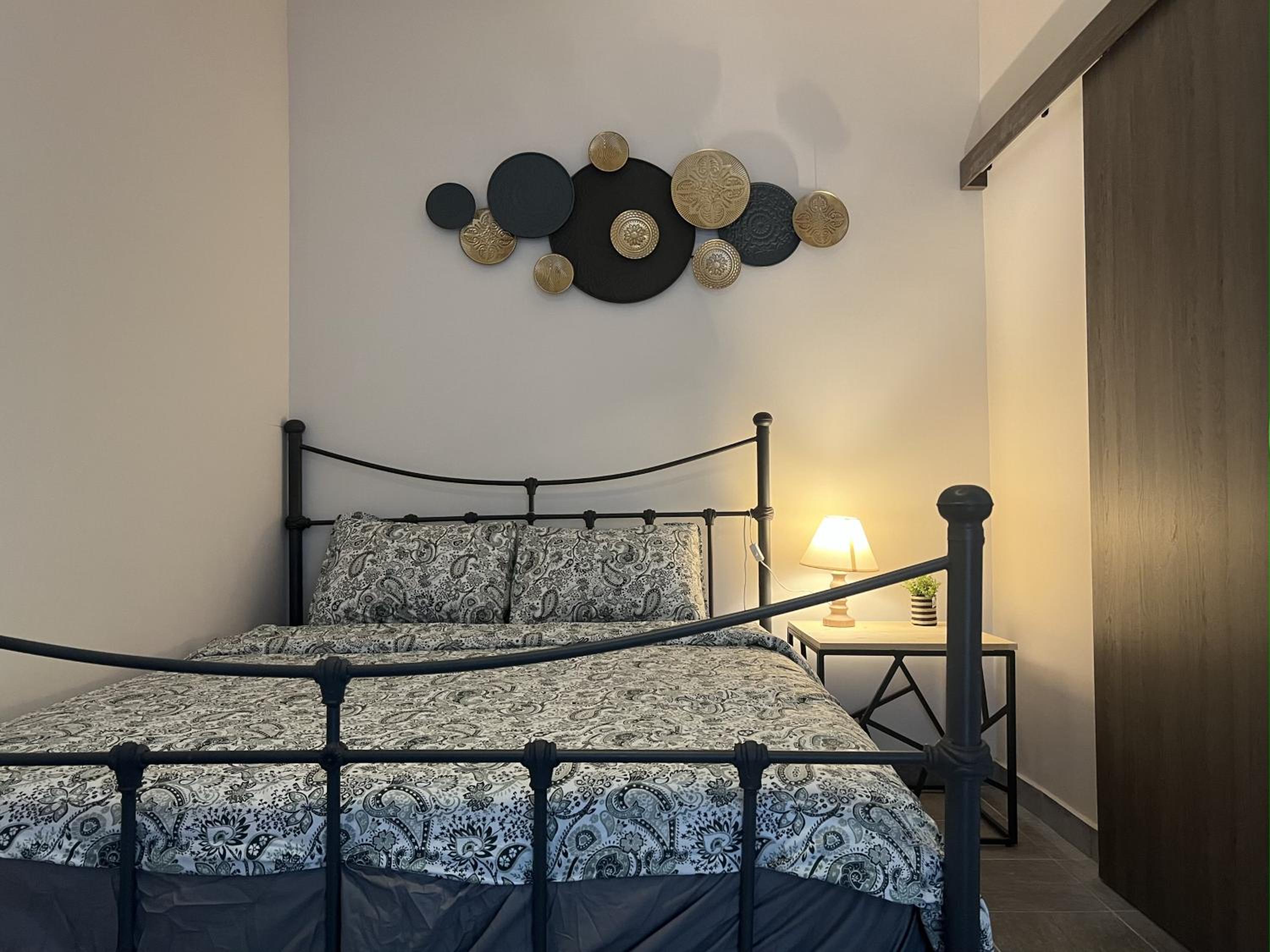 1 room apartment on the 1st line
