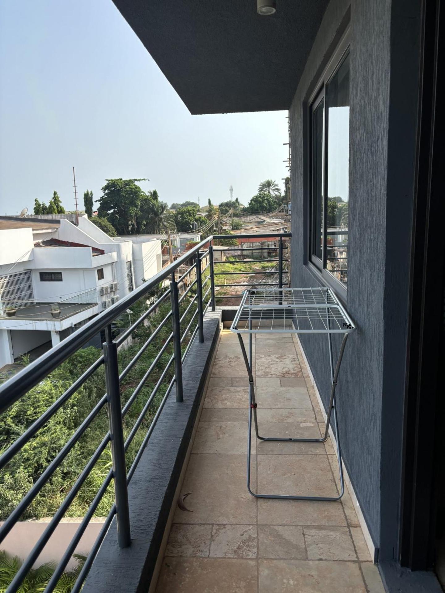 2 Bedroom apartment in Cantoments, Accra view 2