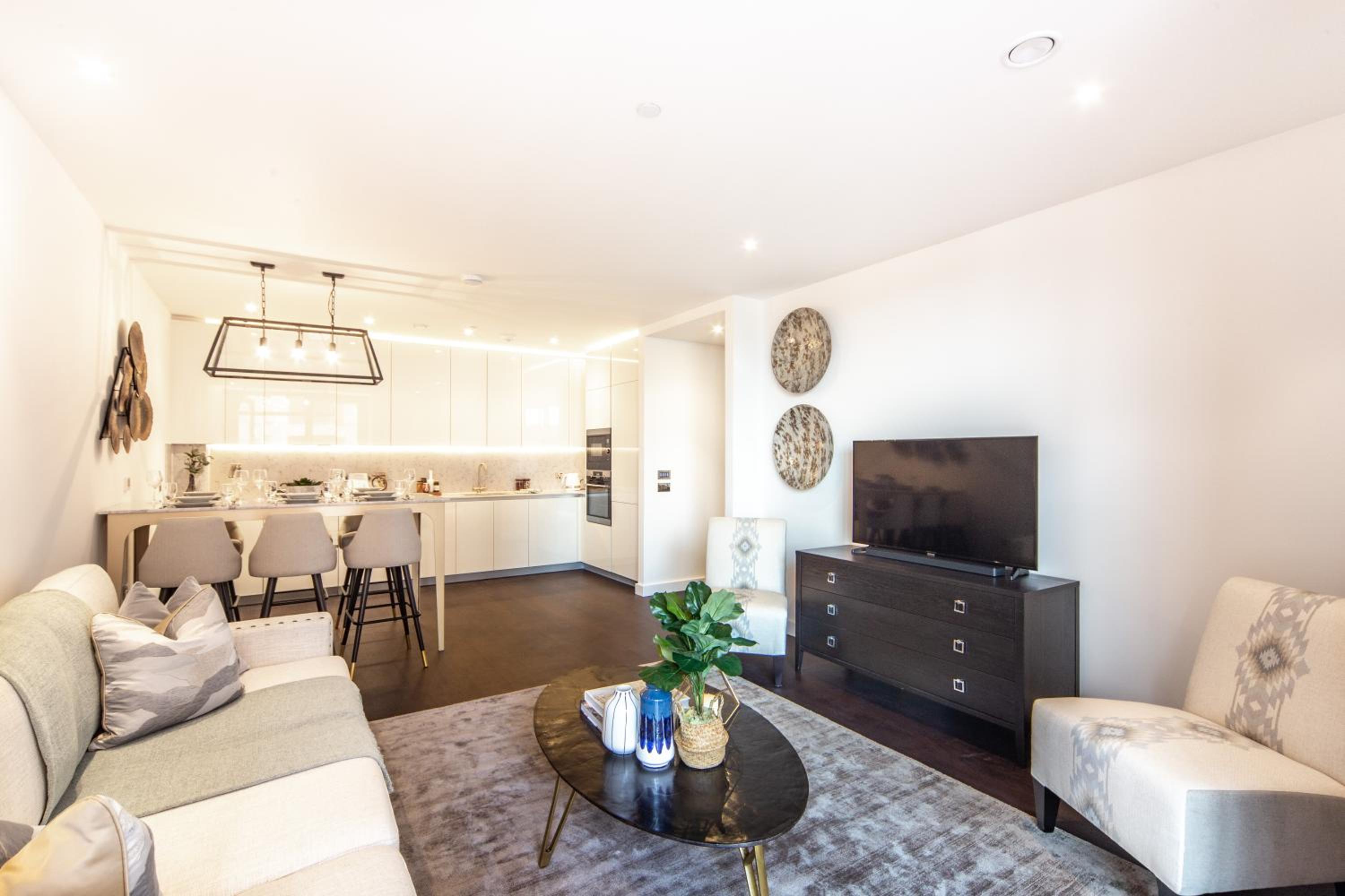 Thornes House Apartments