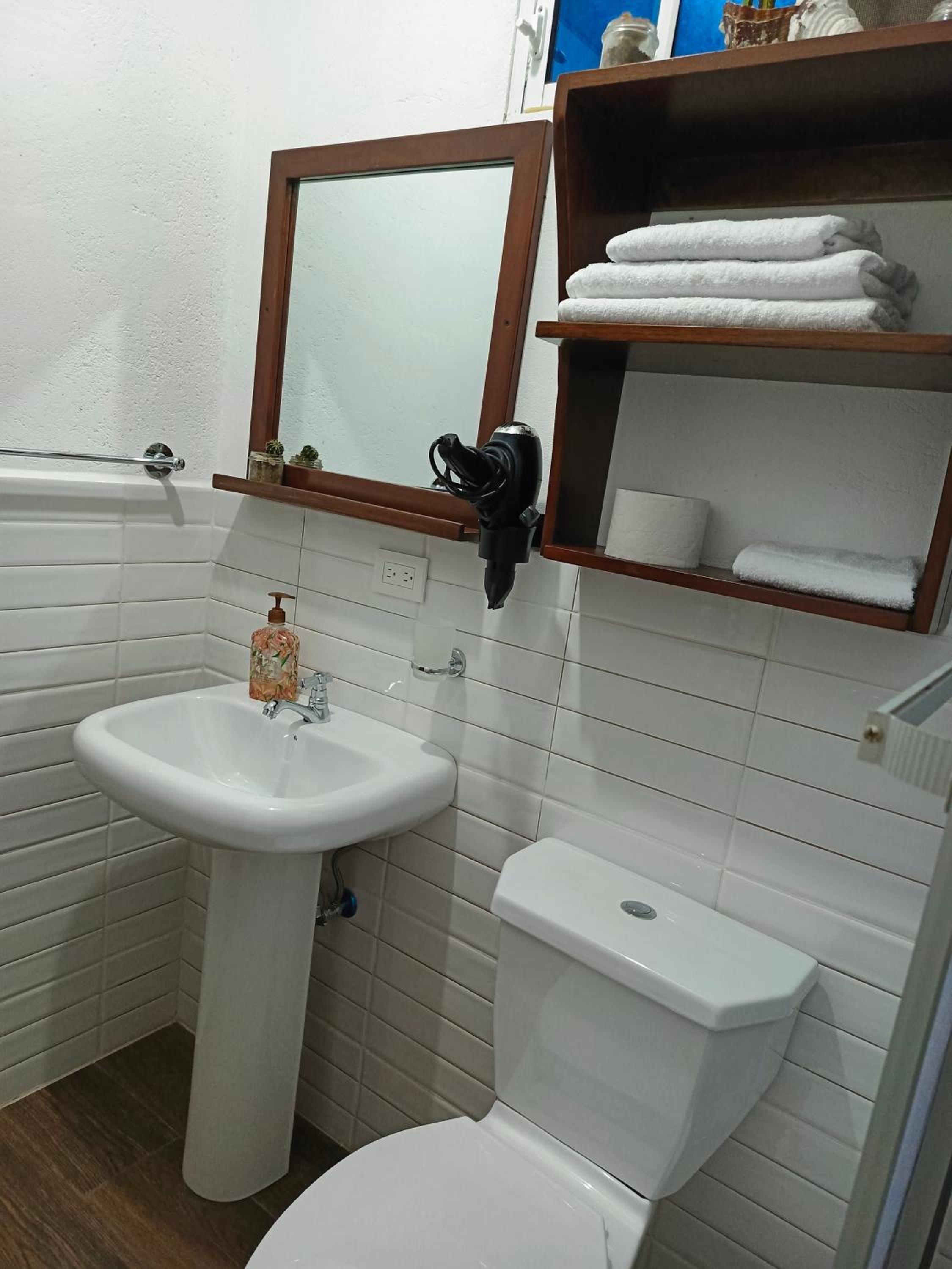 Rooms with private bathroom and kitchen