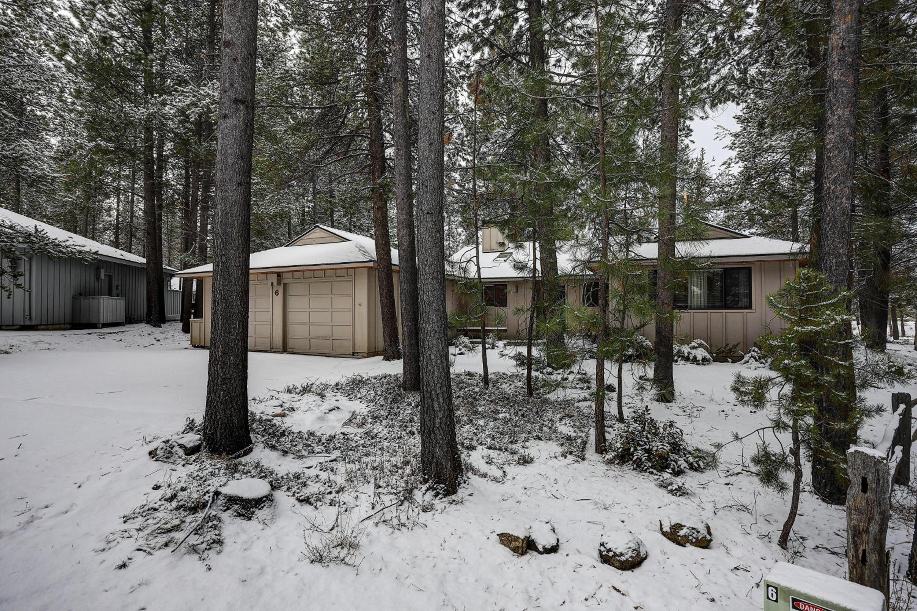 Hotel 6 Otter - Image 1