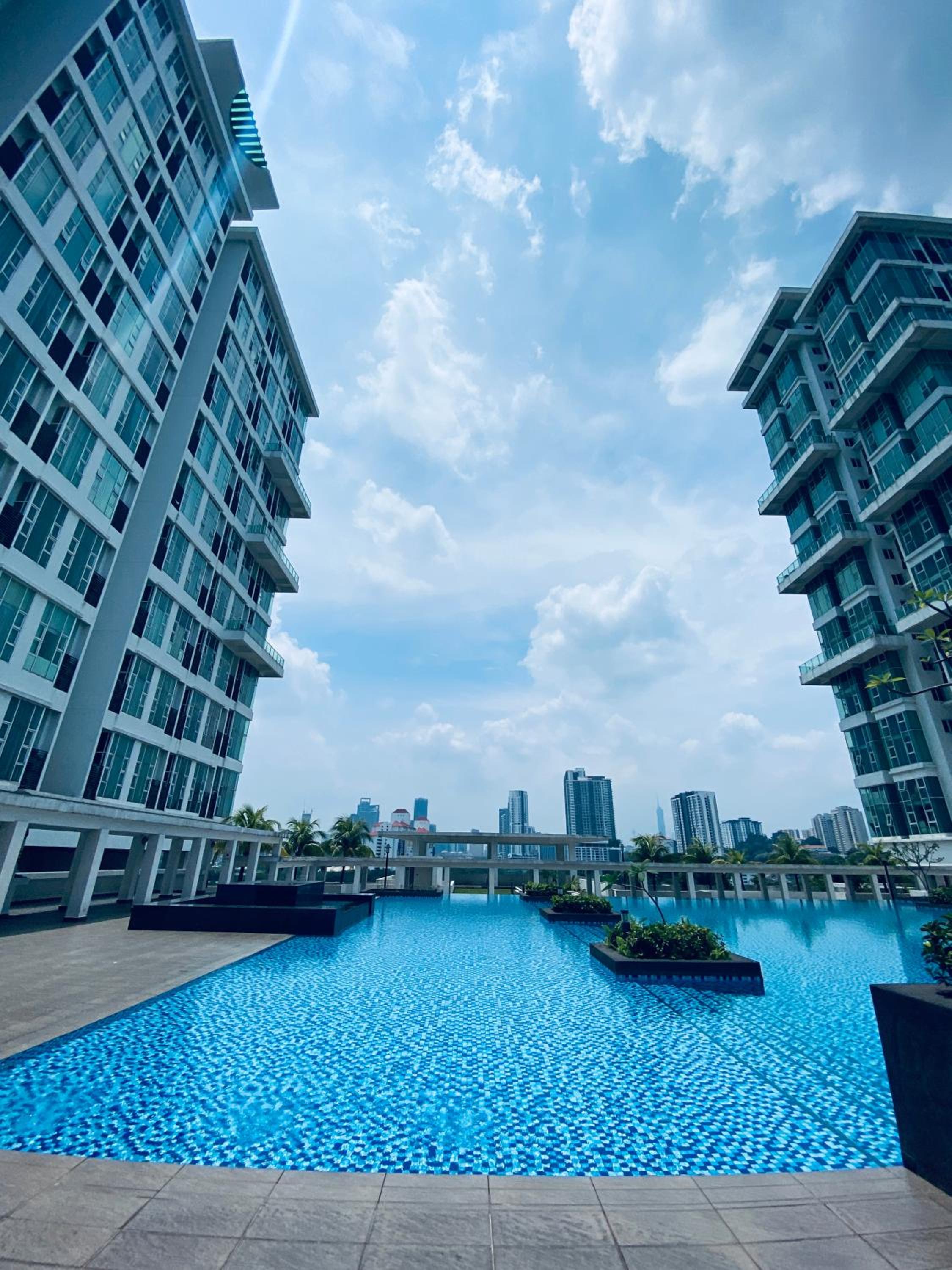 4to6pax Duplex family Suite Nr Midvalley Bangsar jln Klang Lama