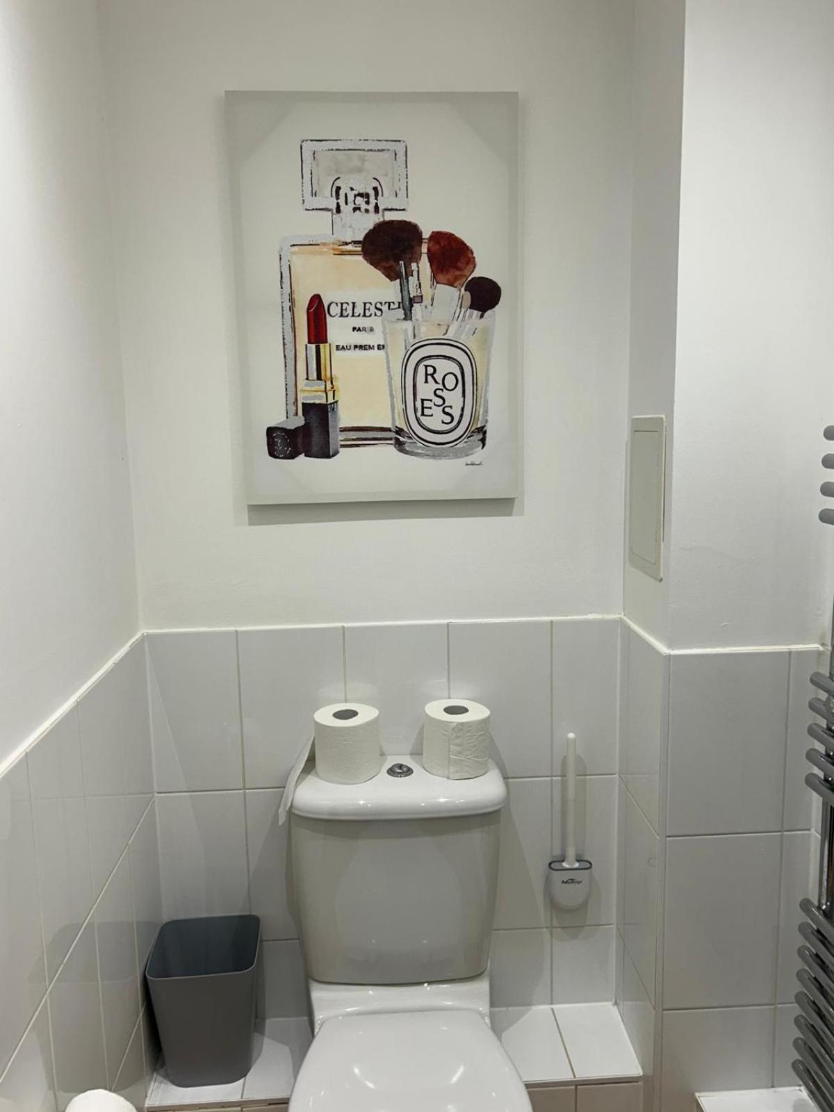 4 Beds 2 Bath Lift Refurbished MONTHLY DISCOUNTS view 5