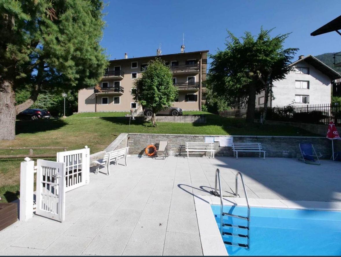 Aprica Luxury Lodge - BILO - WIFI - Box - Piscina - Magnolta view 3