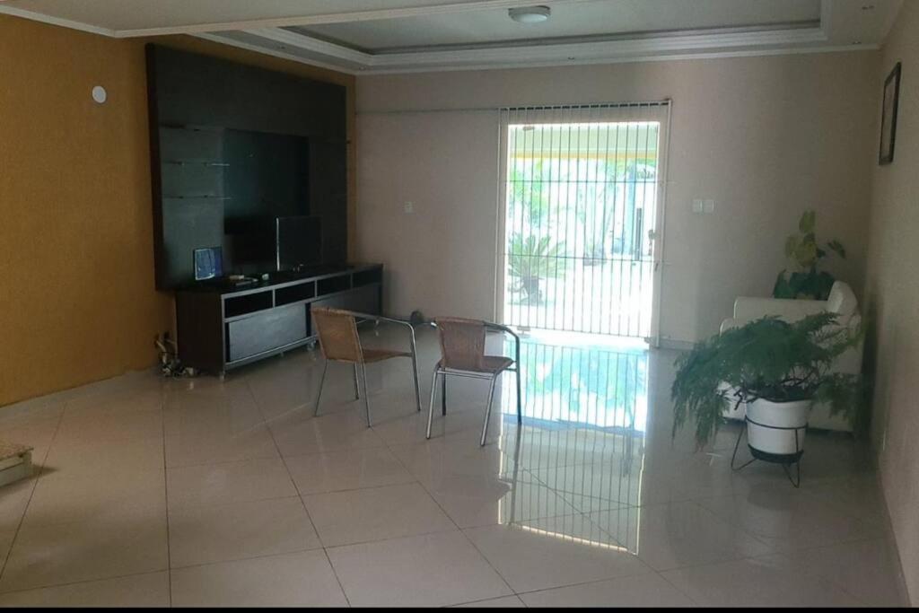 Ótima casa em Itaipuaçu