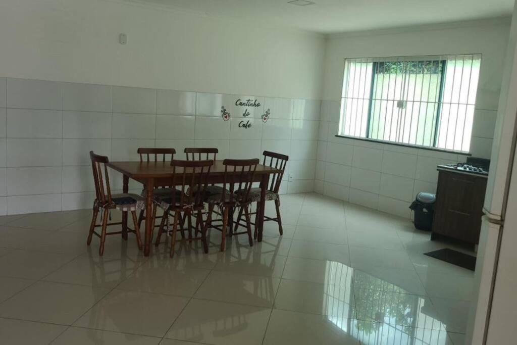 Ótima casa em Itaipuaçu