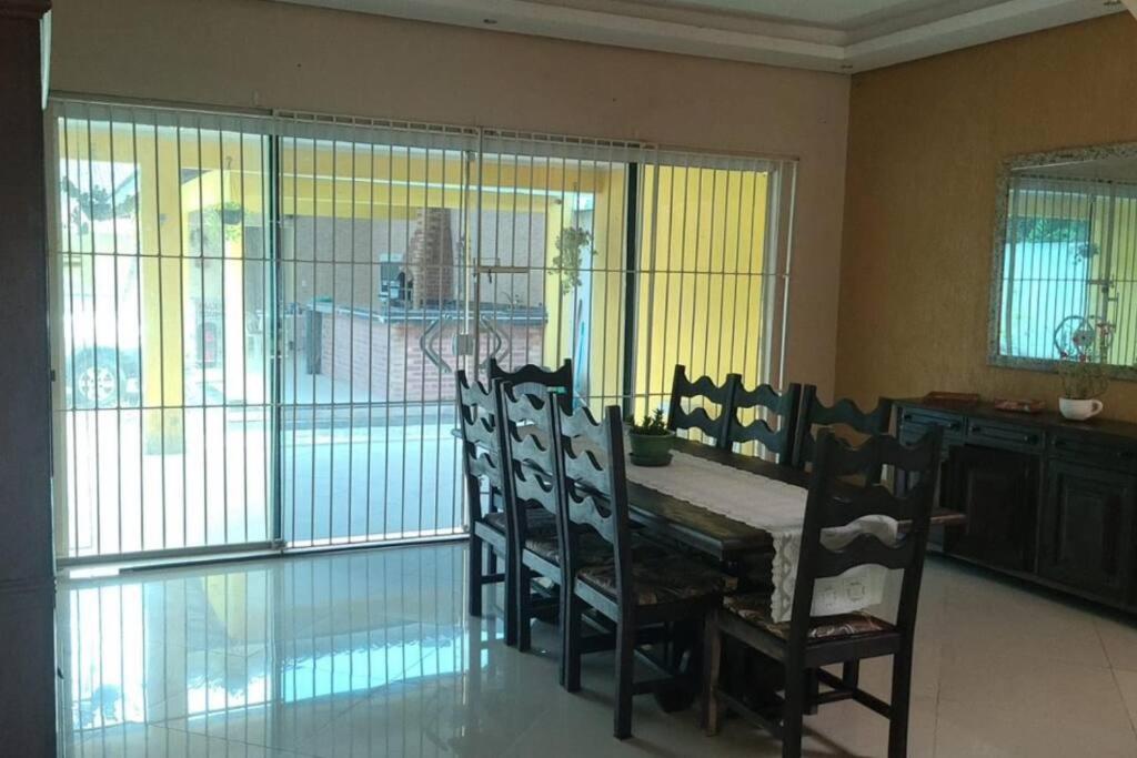 Ótima casa em Itaipuaçu