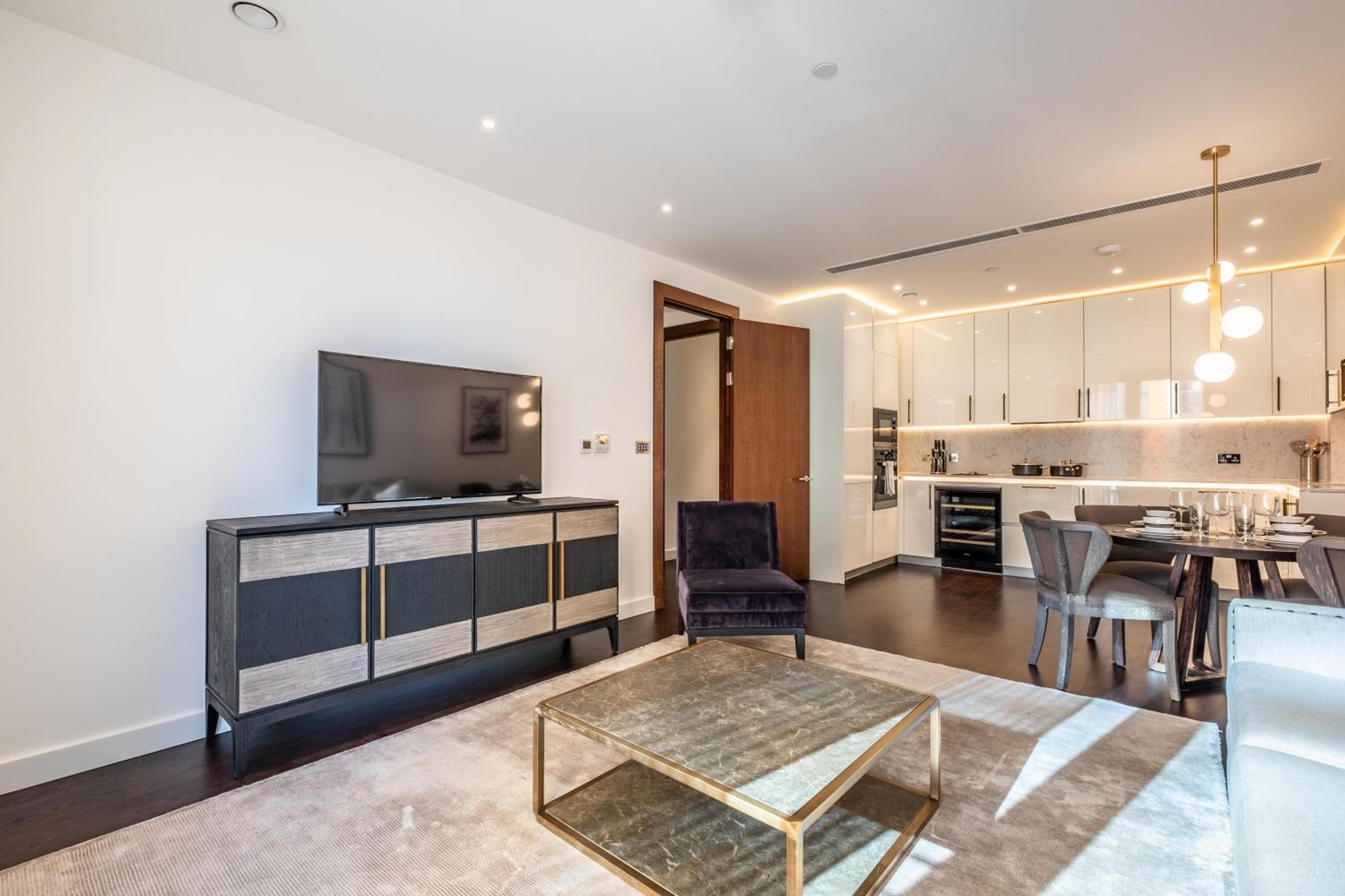 Thornes House Apartments