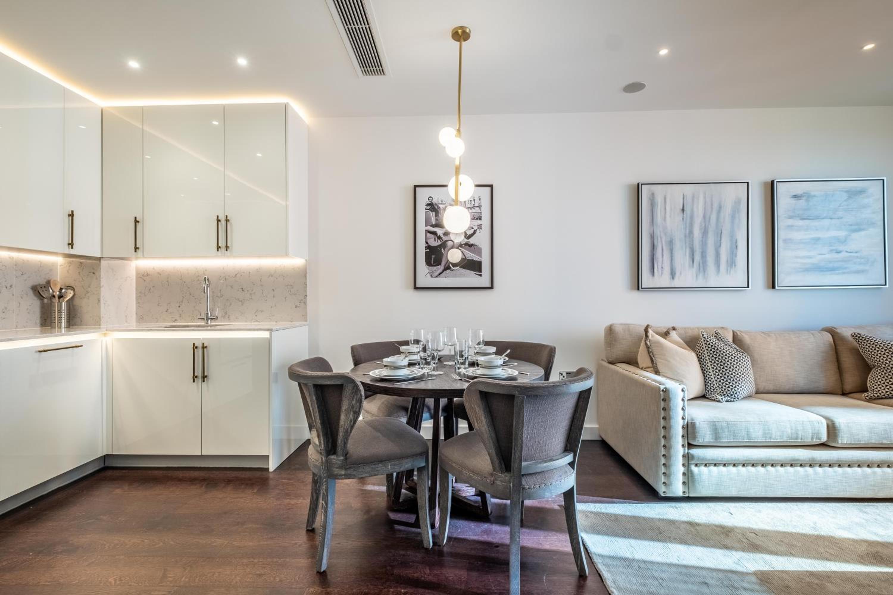 Thornes House Apartments