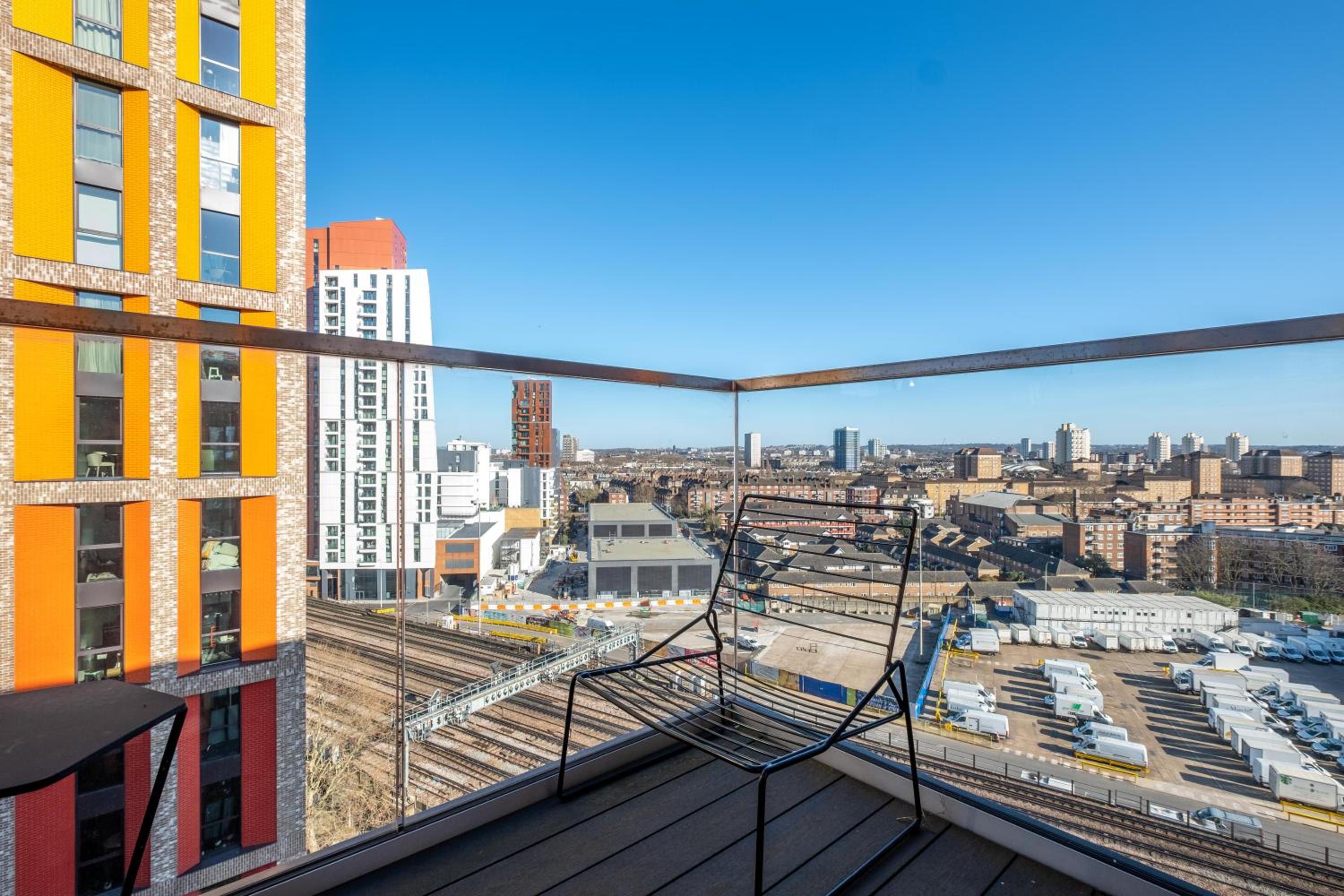 Thornes House Apartments