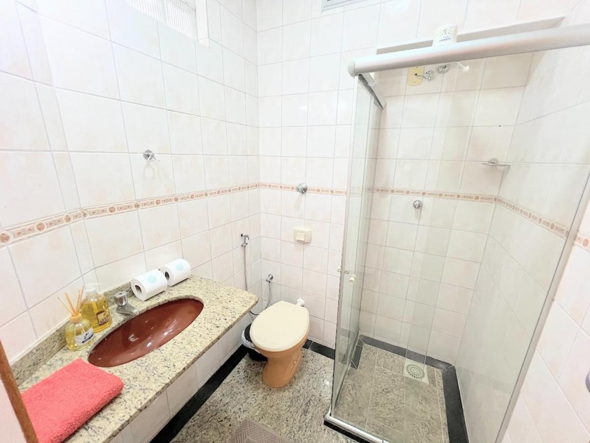 310 Caparaó - Guarapari - Fabiene · Qt/Sala pertinho da Praia!