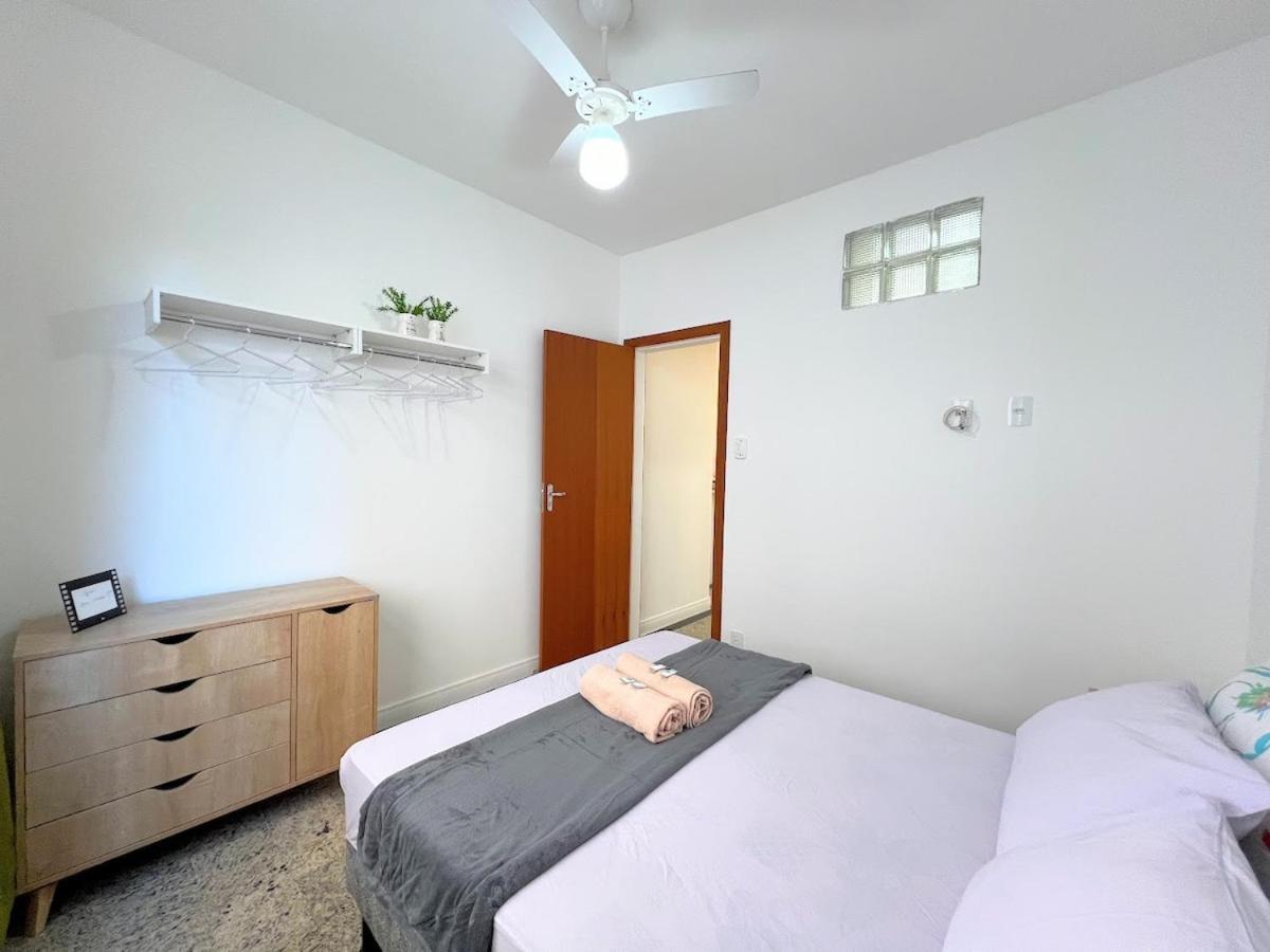 310 Caparaó - Guarapari - Fabiene · Qt/Sala pertinho da Praia!