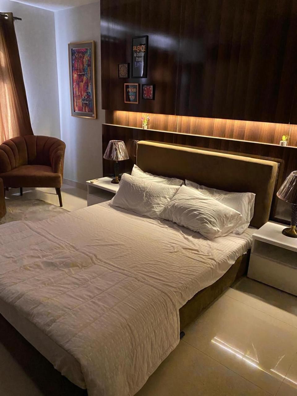 Penta Square Executive Apartment Dha Lahore Phase 5