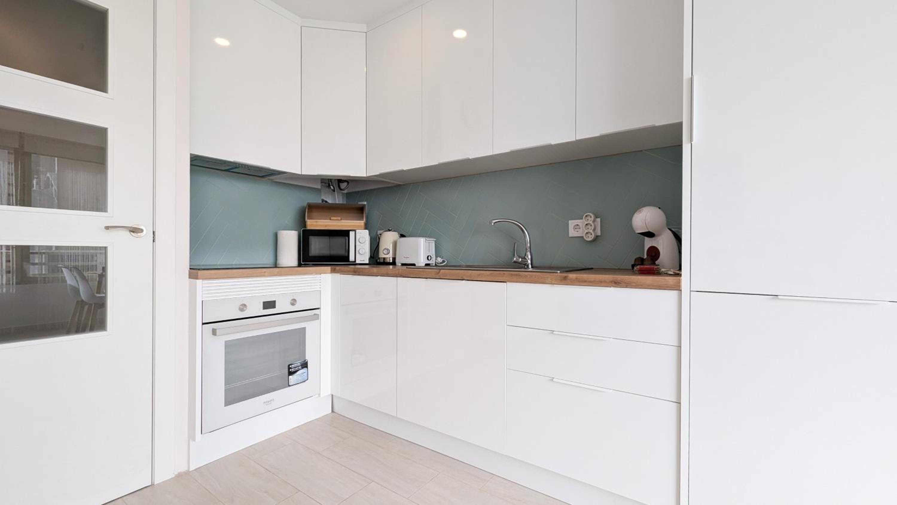 CARDENAL sea view apartment