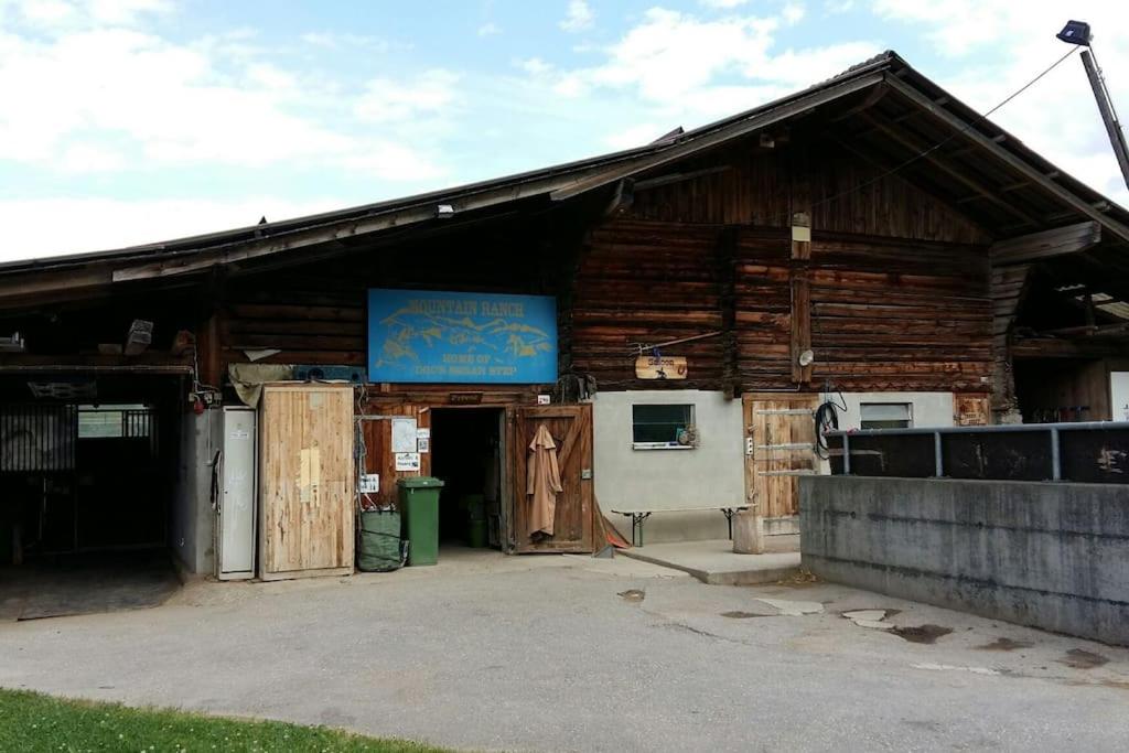Übernachten in Blockhaus