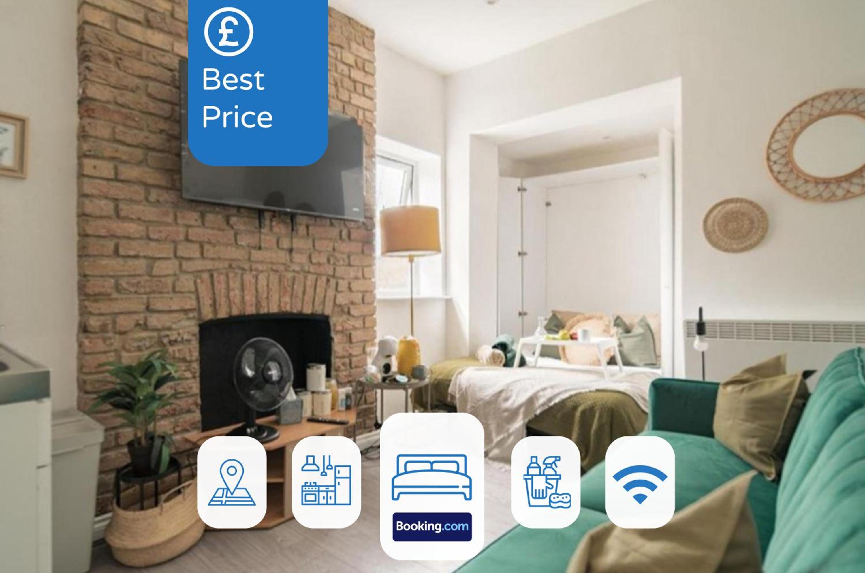 Studio Apartments By LiveStay Short Lets & Serviced Accommodation London with Free WiFi view 3