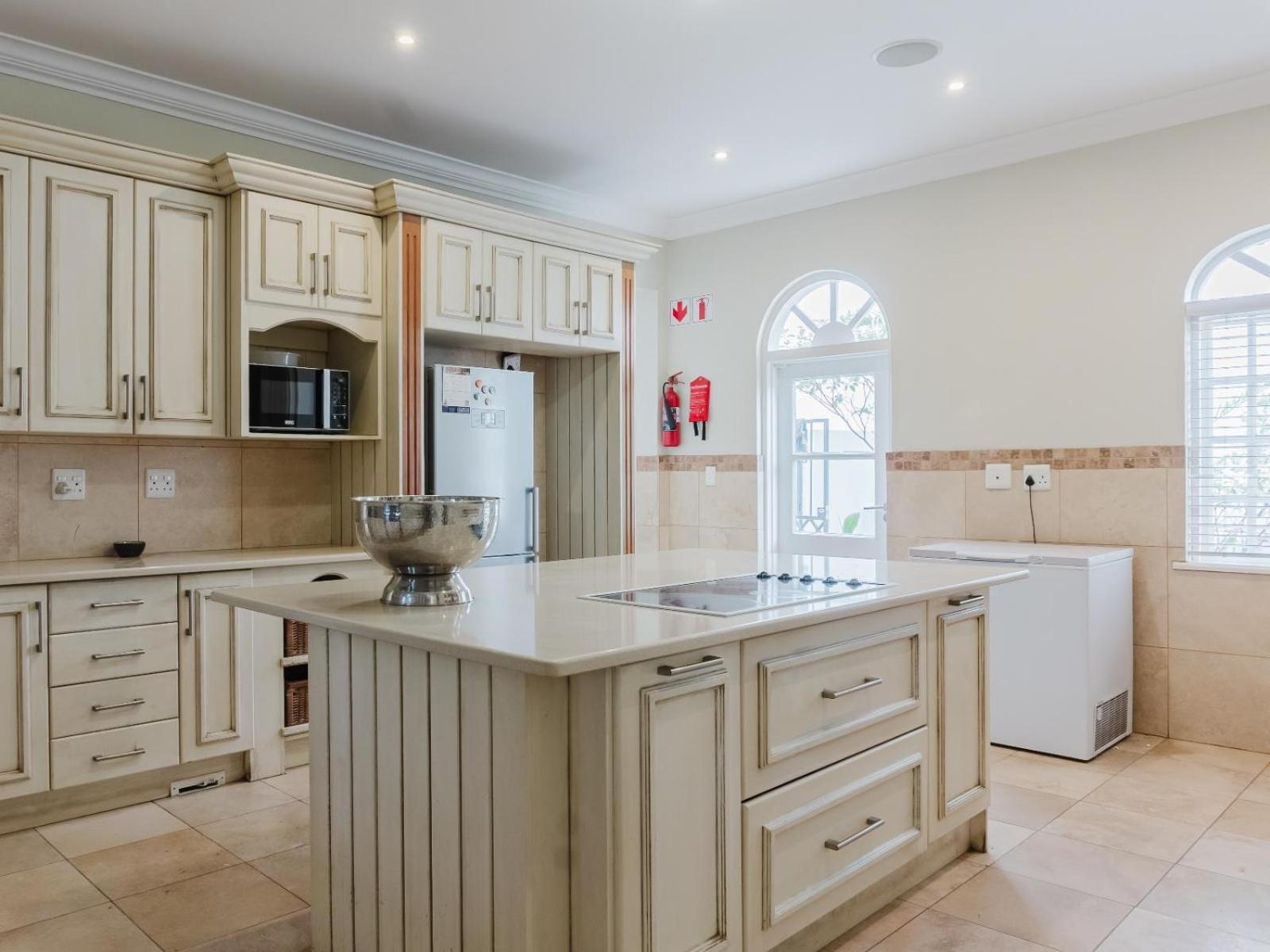 Hyde Park Retreat