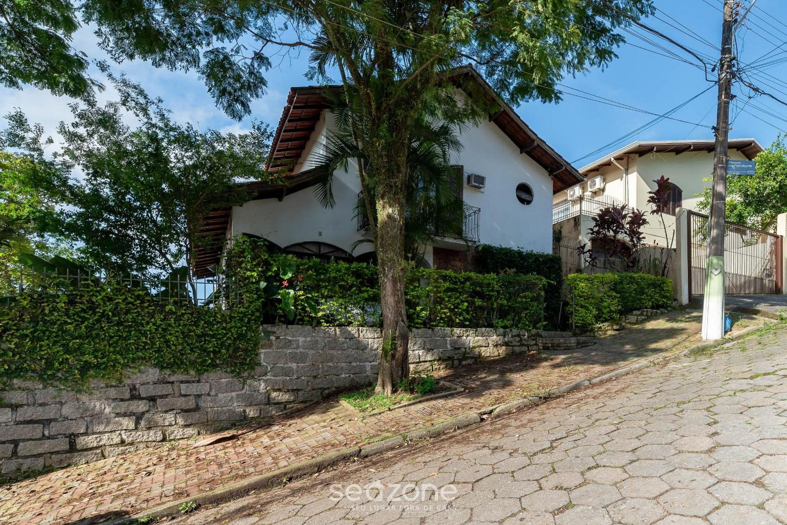 Cozy house near UFSC - TFL002