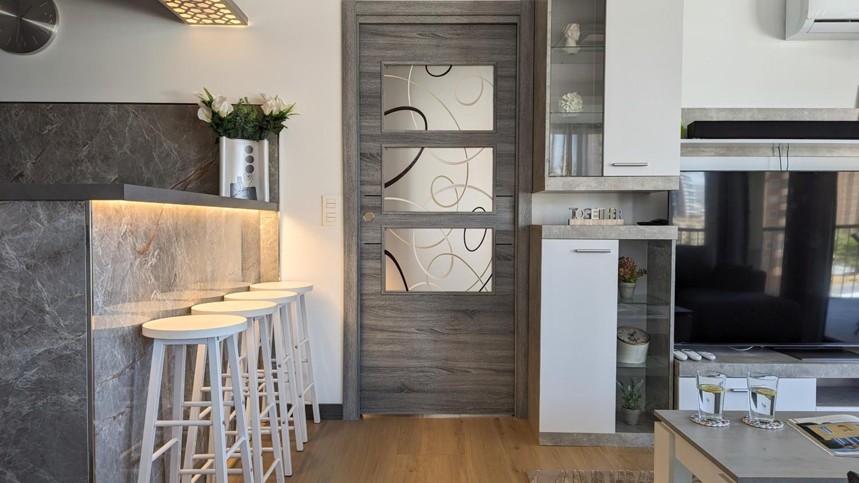 TORRE sea view apartment