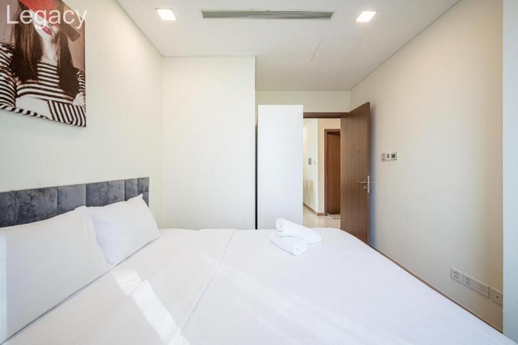 Landmark 81 Legacy Inn