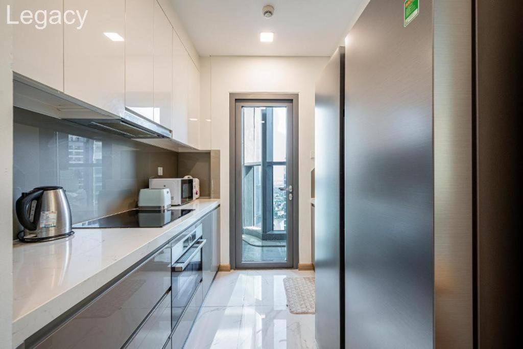 Landmark 81 Legacy Inn