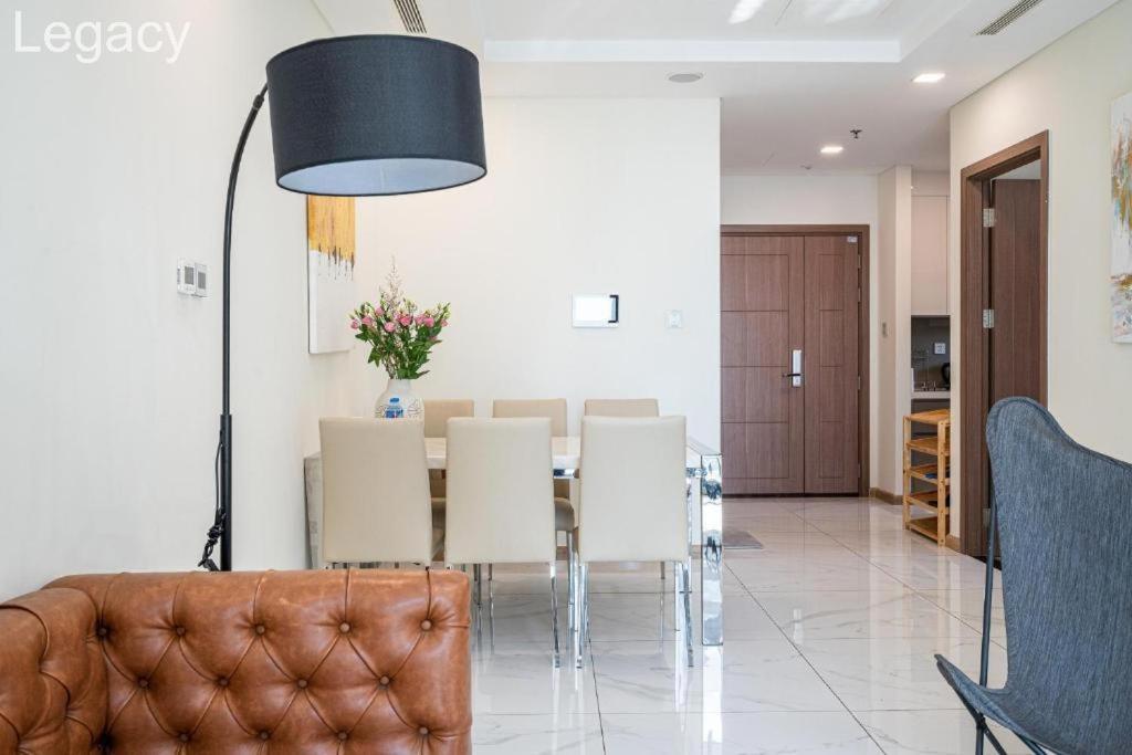Landmark 81 Legacy Inn